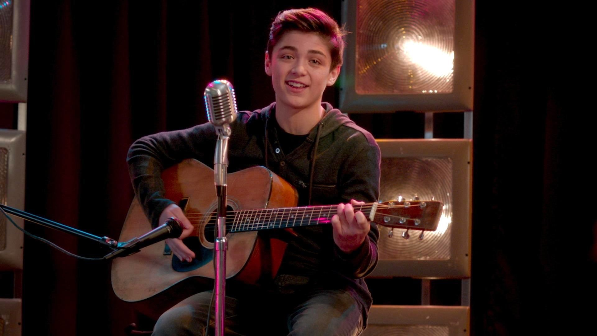 Andi Mack background