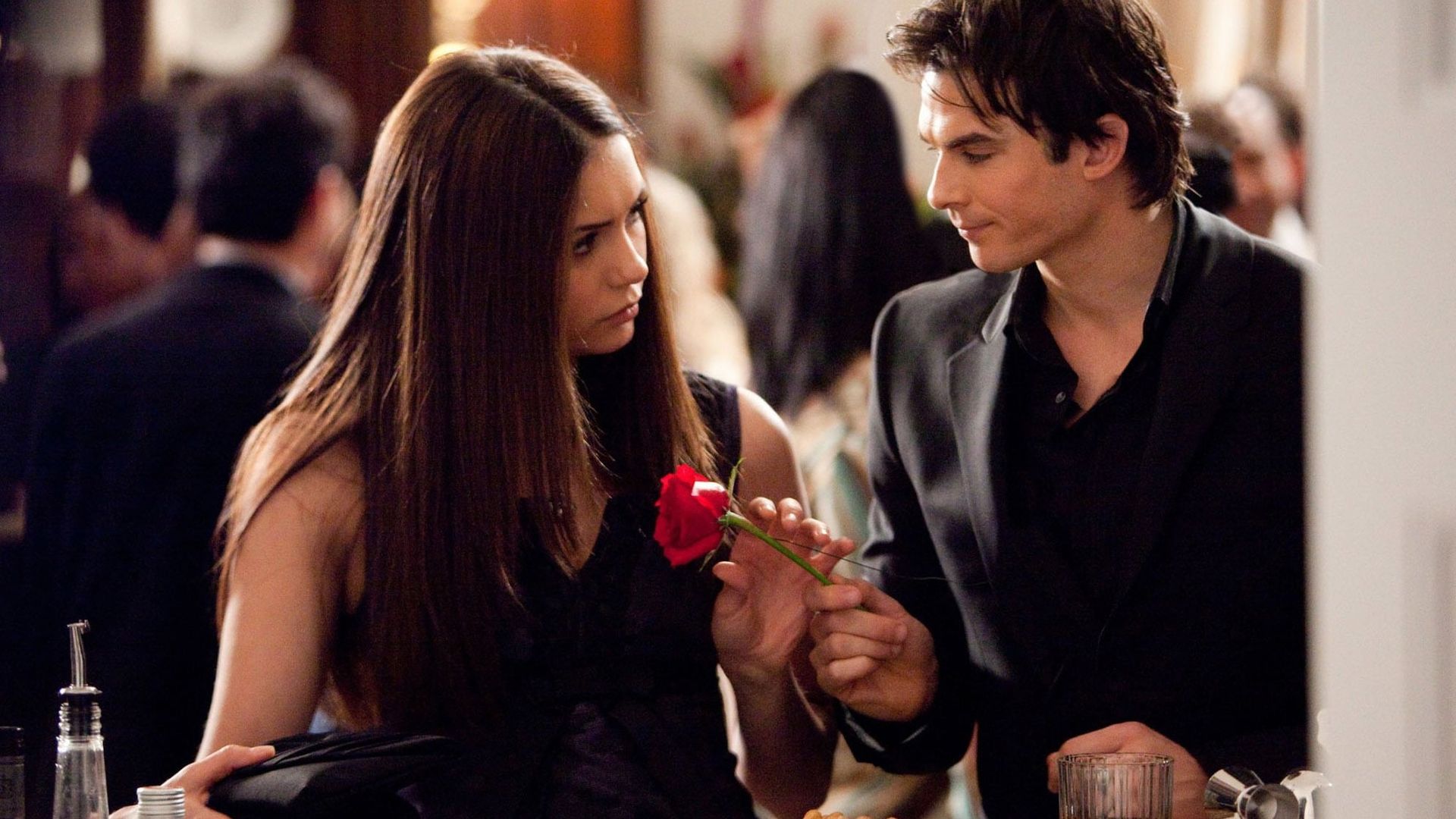 The Vampire Diaries background