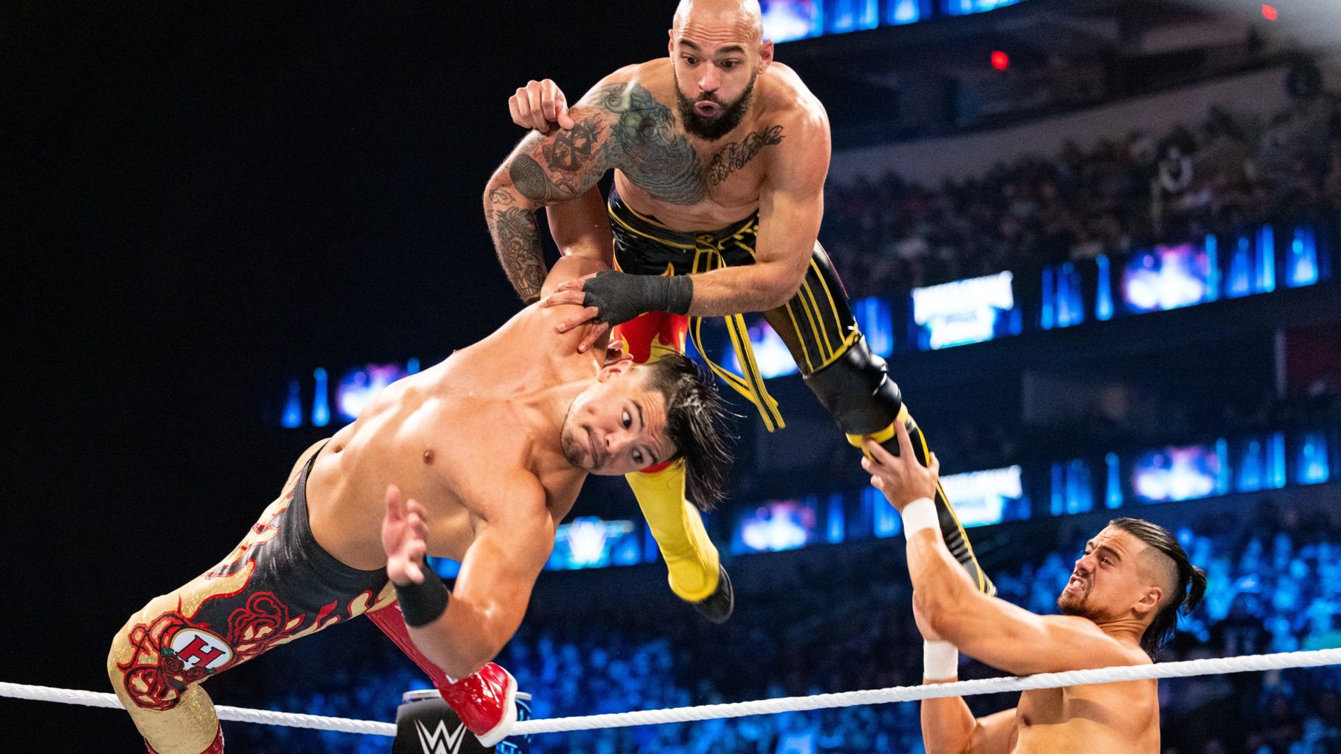 World Wrestling Federation Smackdown! background