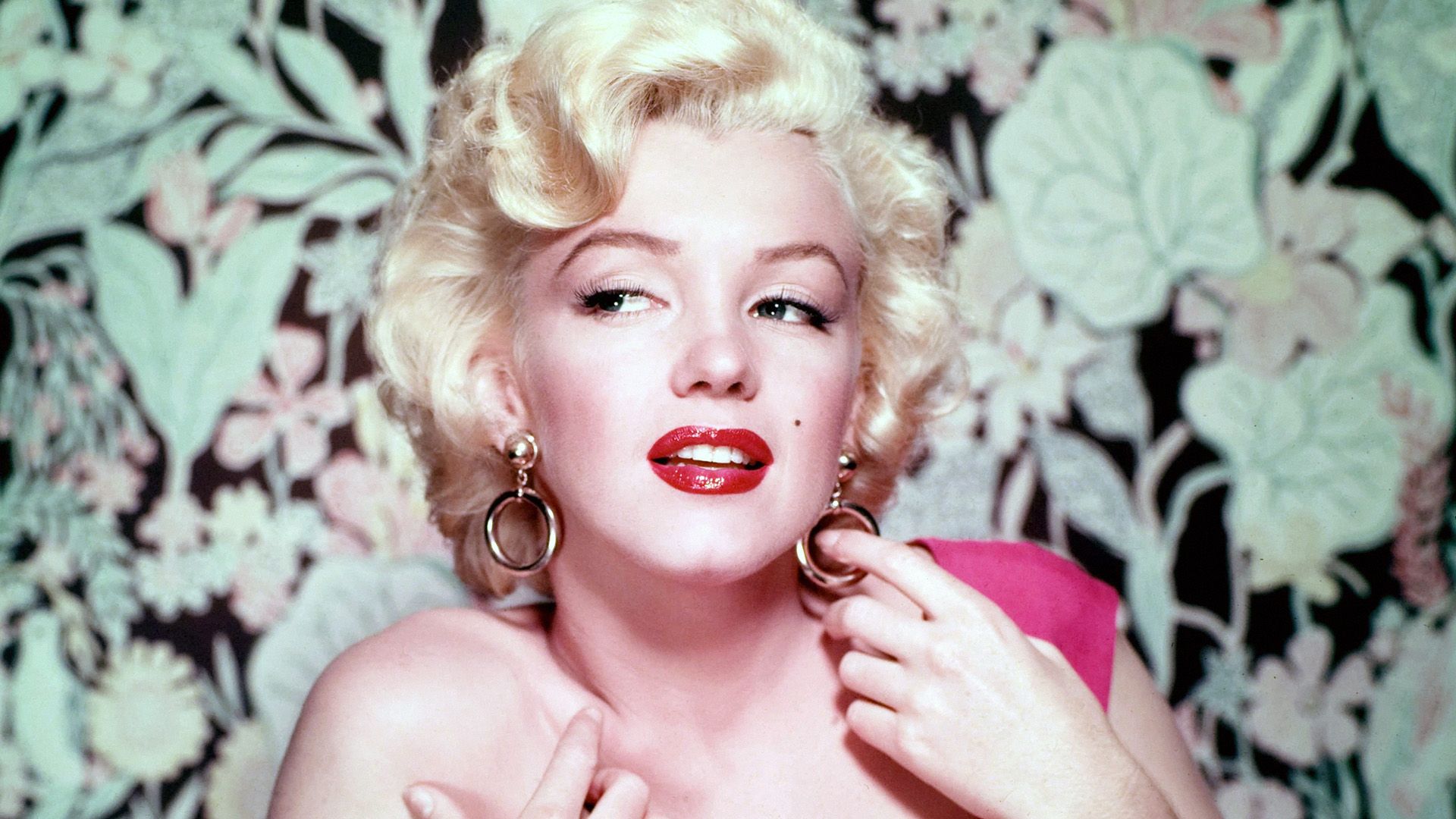 The Mystery of Marilyn Monroe: The Unheard Tapes background