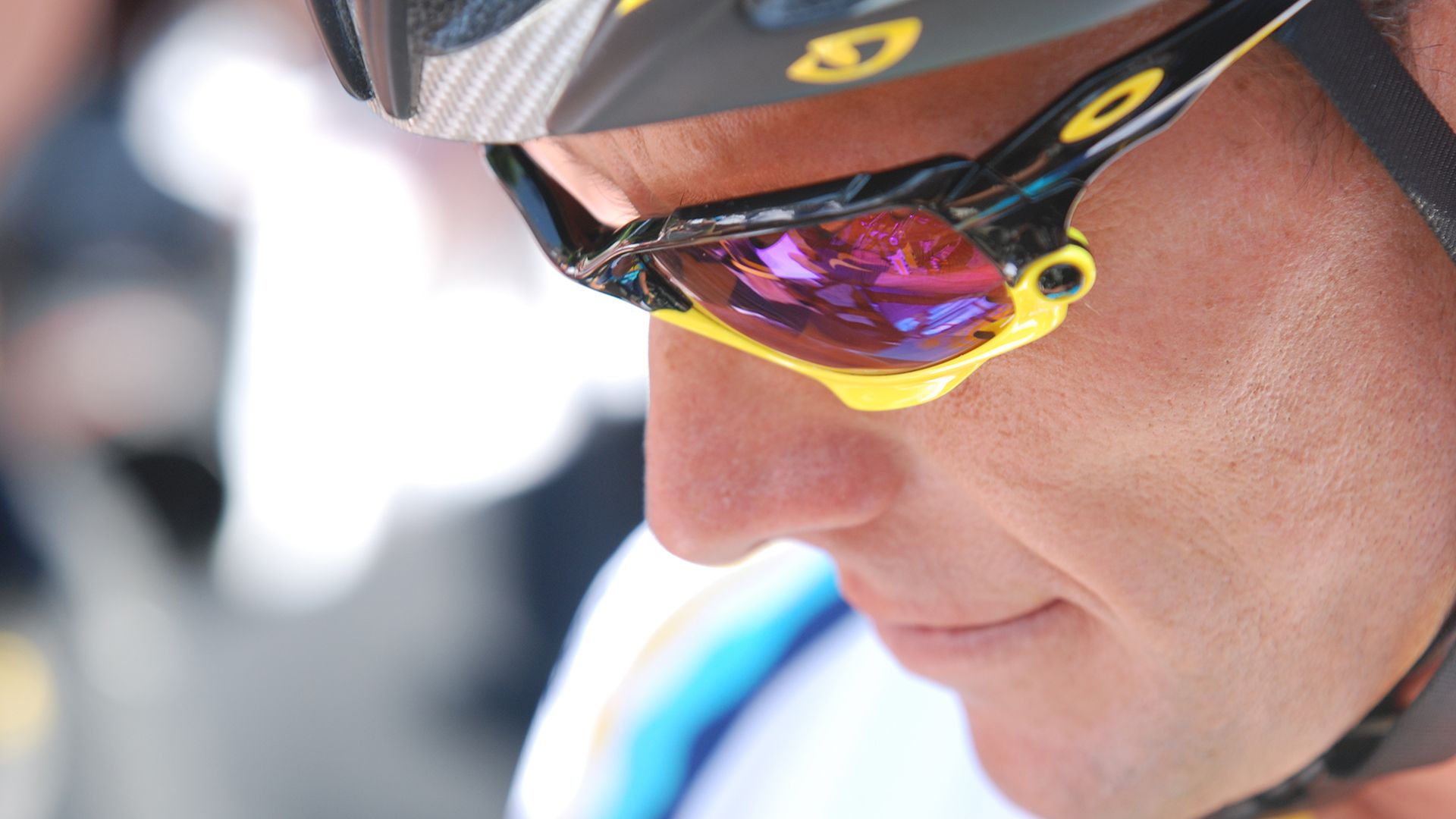 The Armstrong Lie background