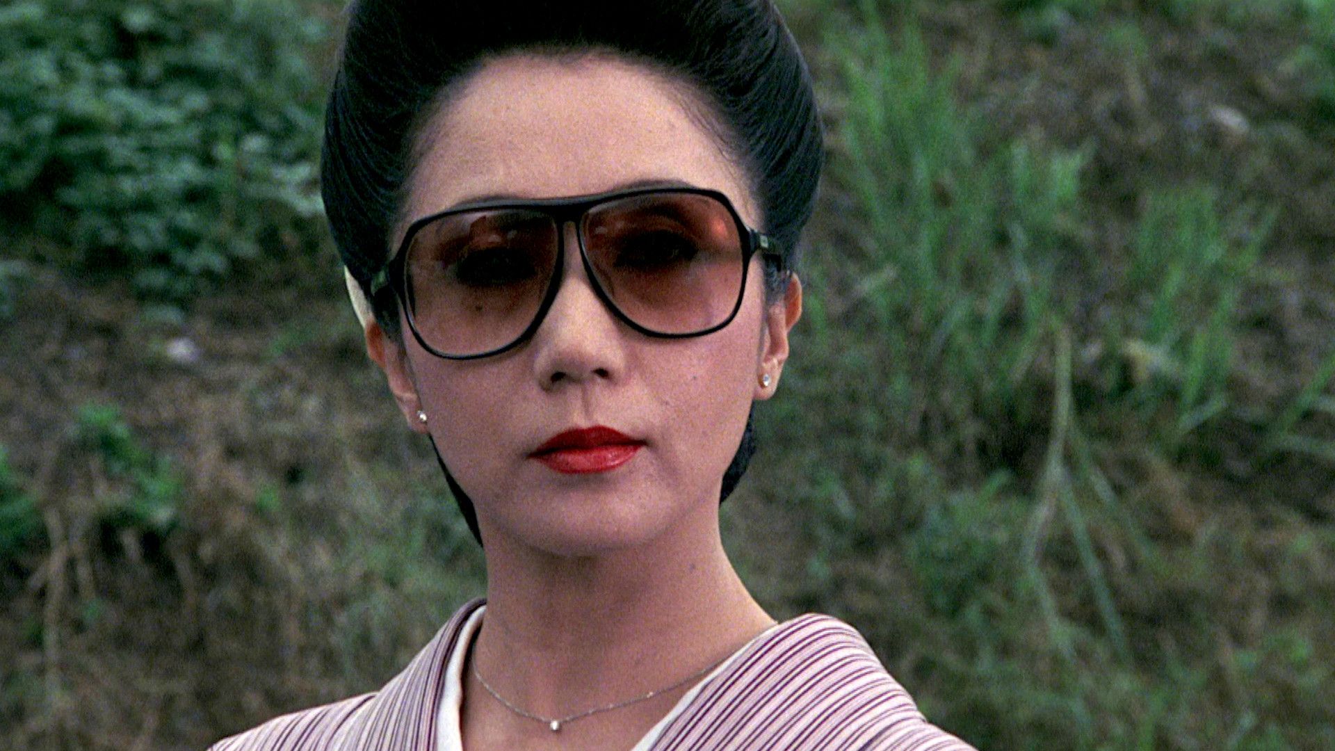 Yakuza Ladies background