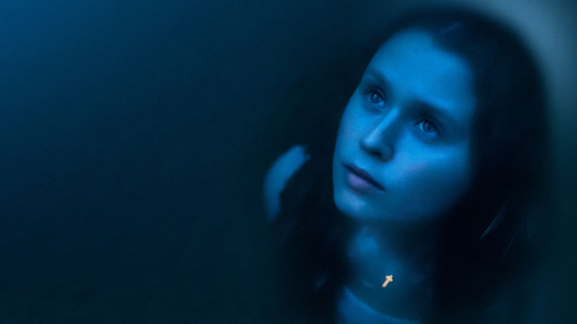 The Starling Girl background