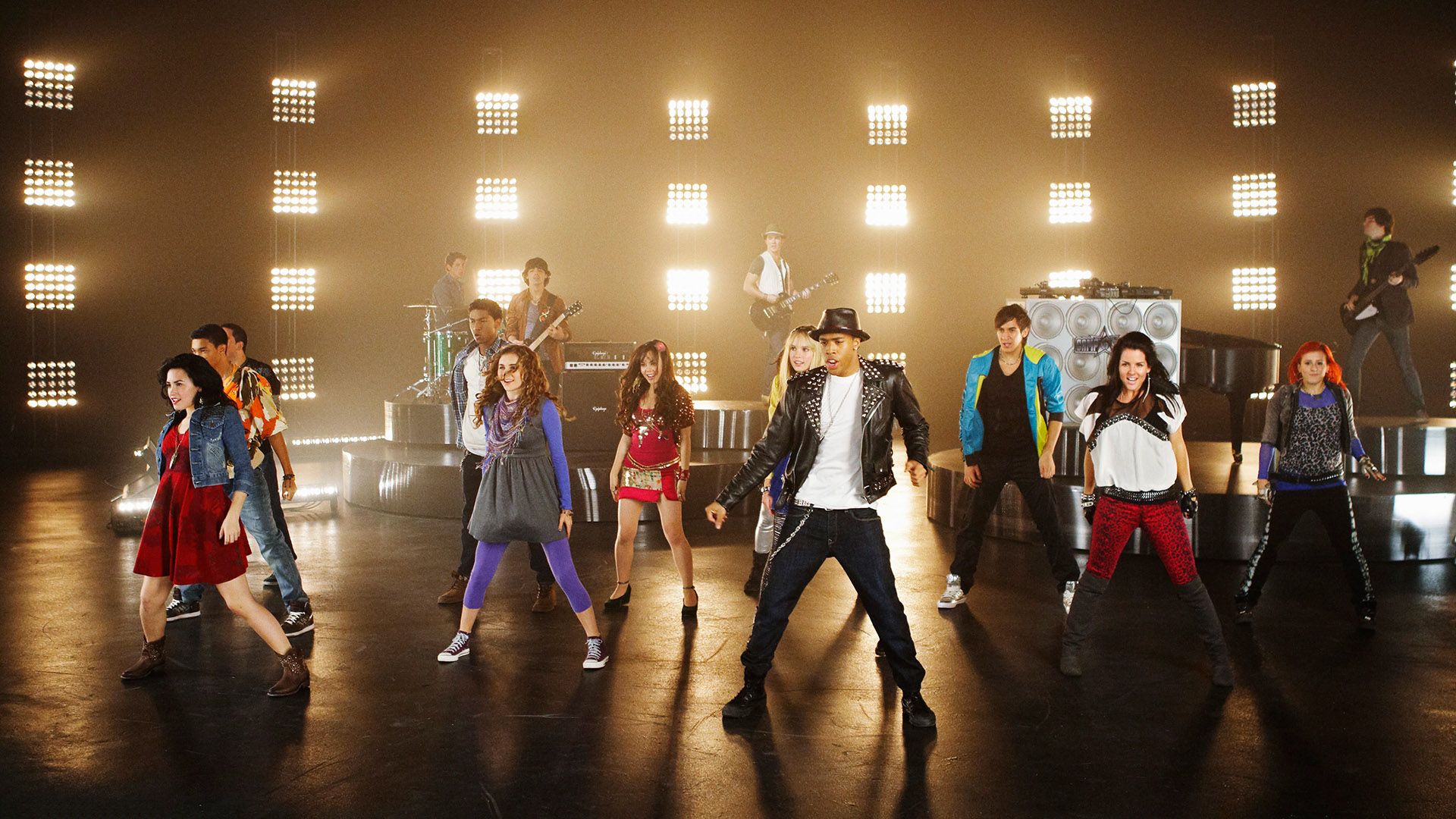 Camp Rock 2: The Final Jam background