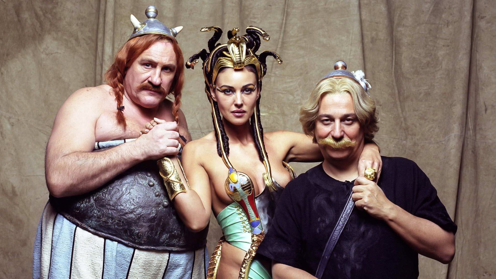 Asterix & Obelix: Mission Cleopatra background