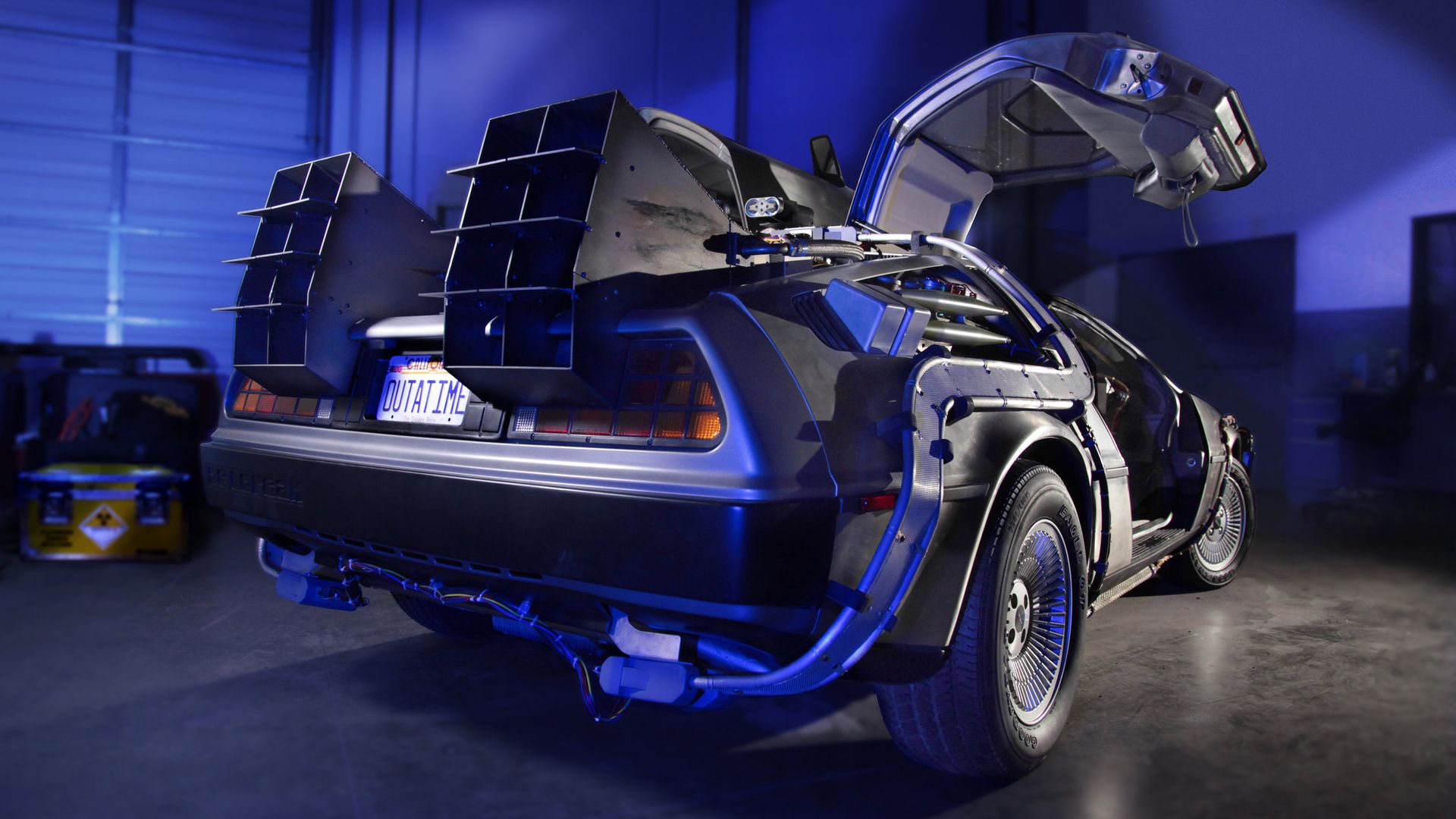 OUTATIME: Saving the DeLorean Time Machine background