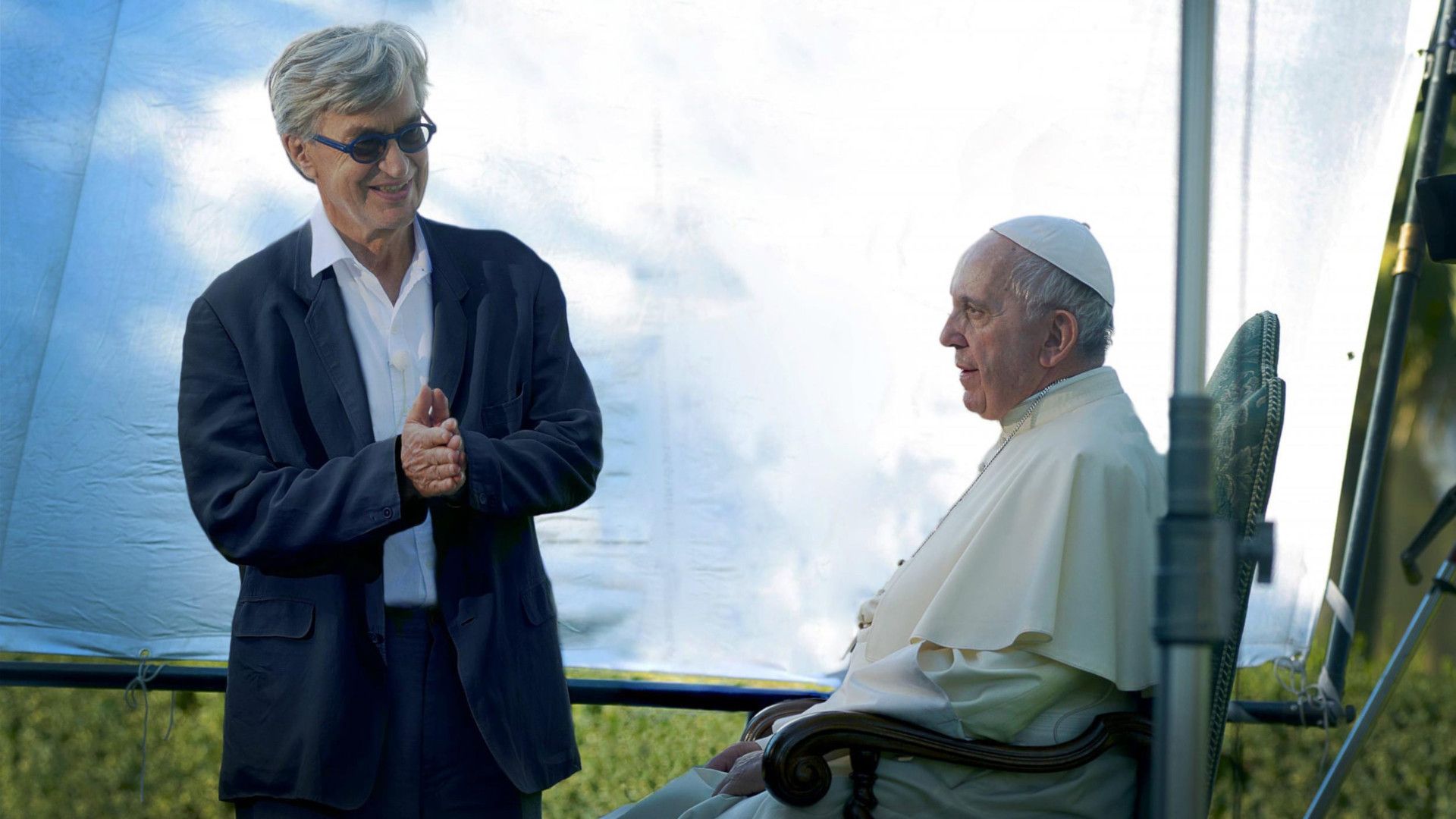 Pope Francis: A Man of His Word background