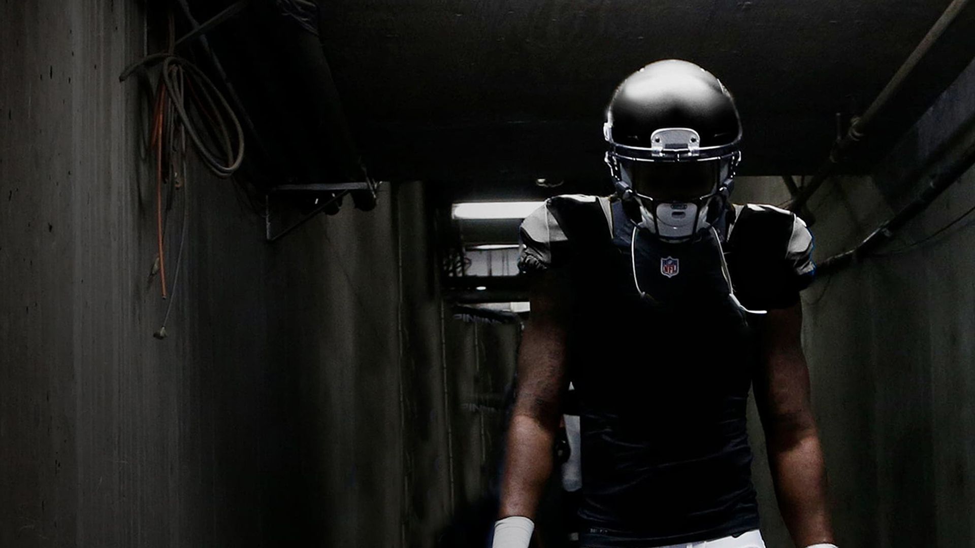 NFL: The Grind background