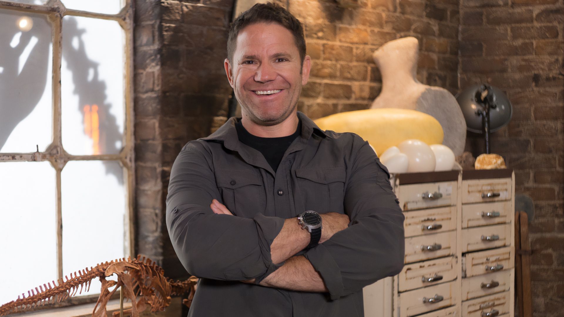 Deadly Dinosaurs with Steve Backshall background