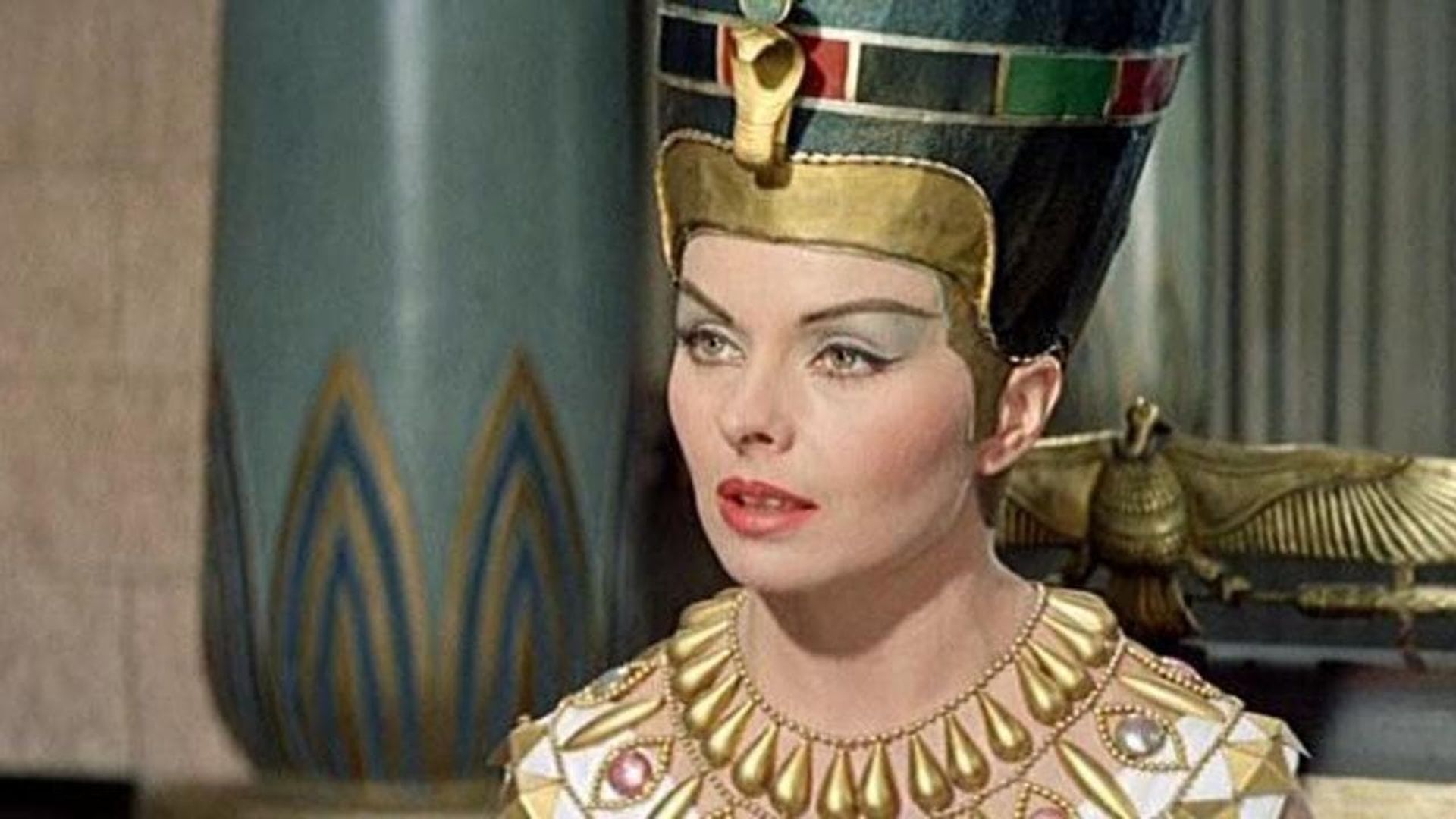 Queen of the Nile background