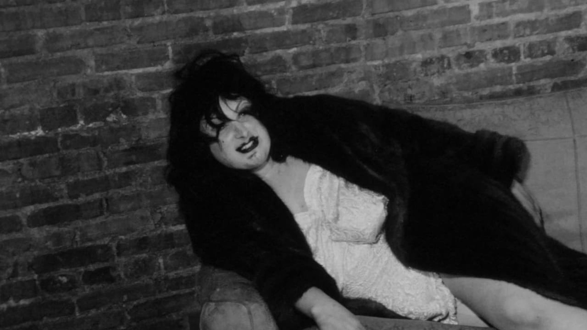 Multiple Maniacs background