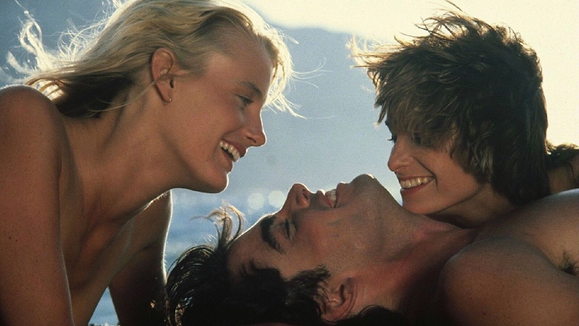 Summer Lovers background