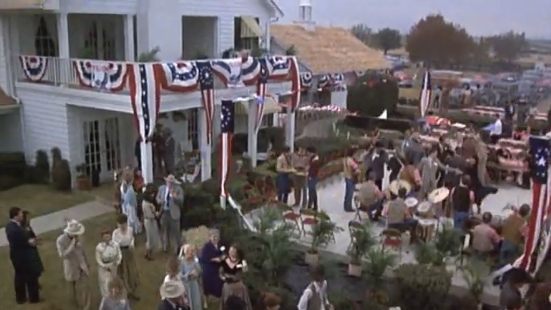 Dallas: The Early Years background