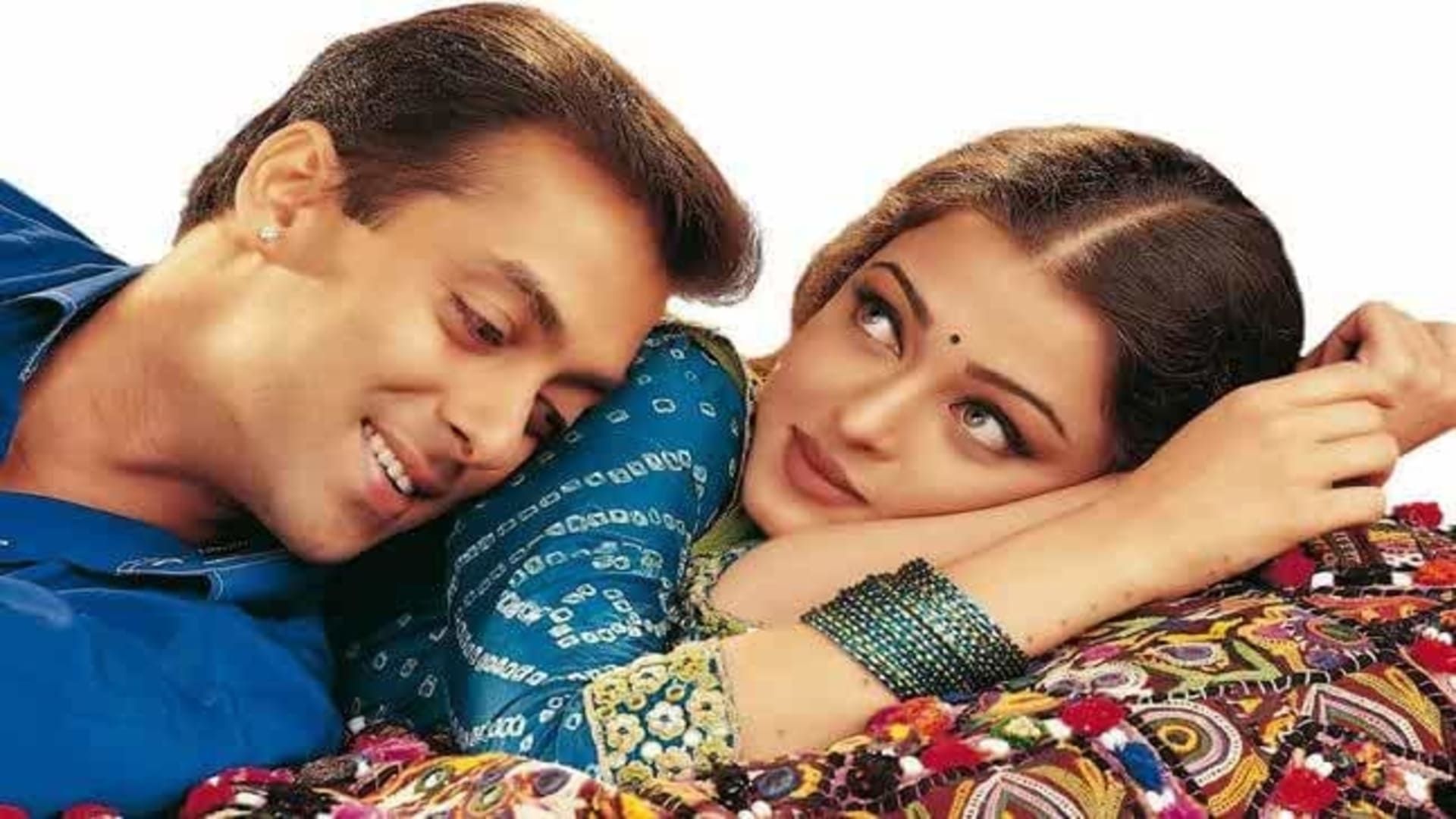 Hum Dil De Chuke Sanam background