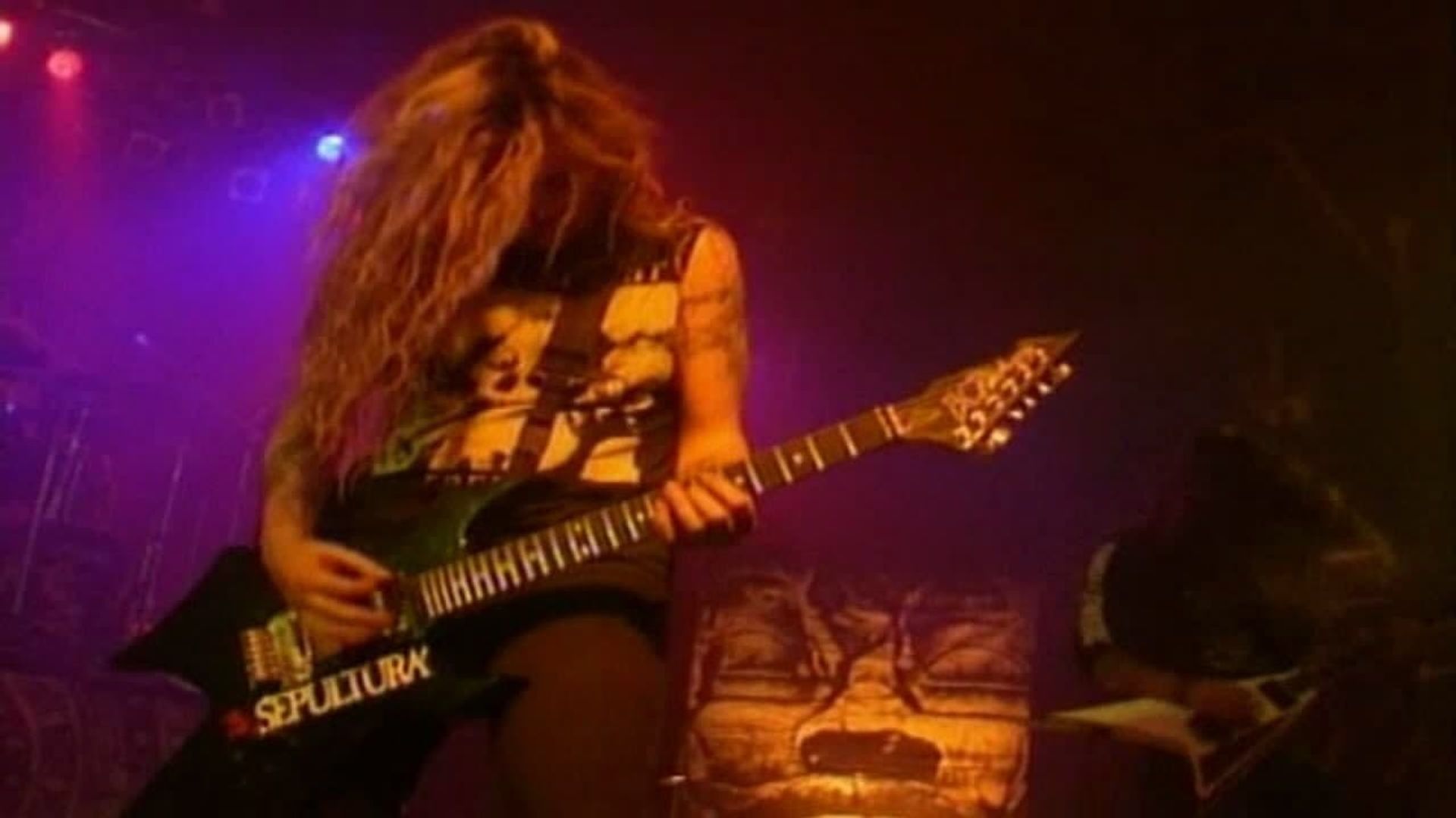 Sepultura: Under Siege (Live in Barcelona) background