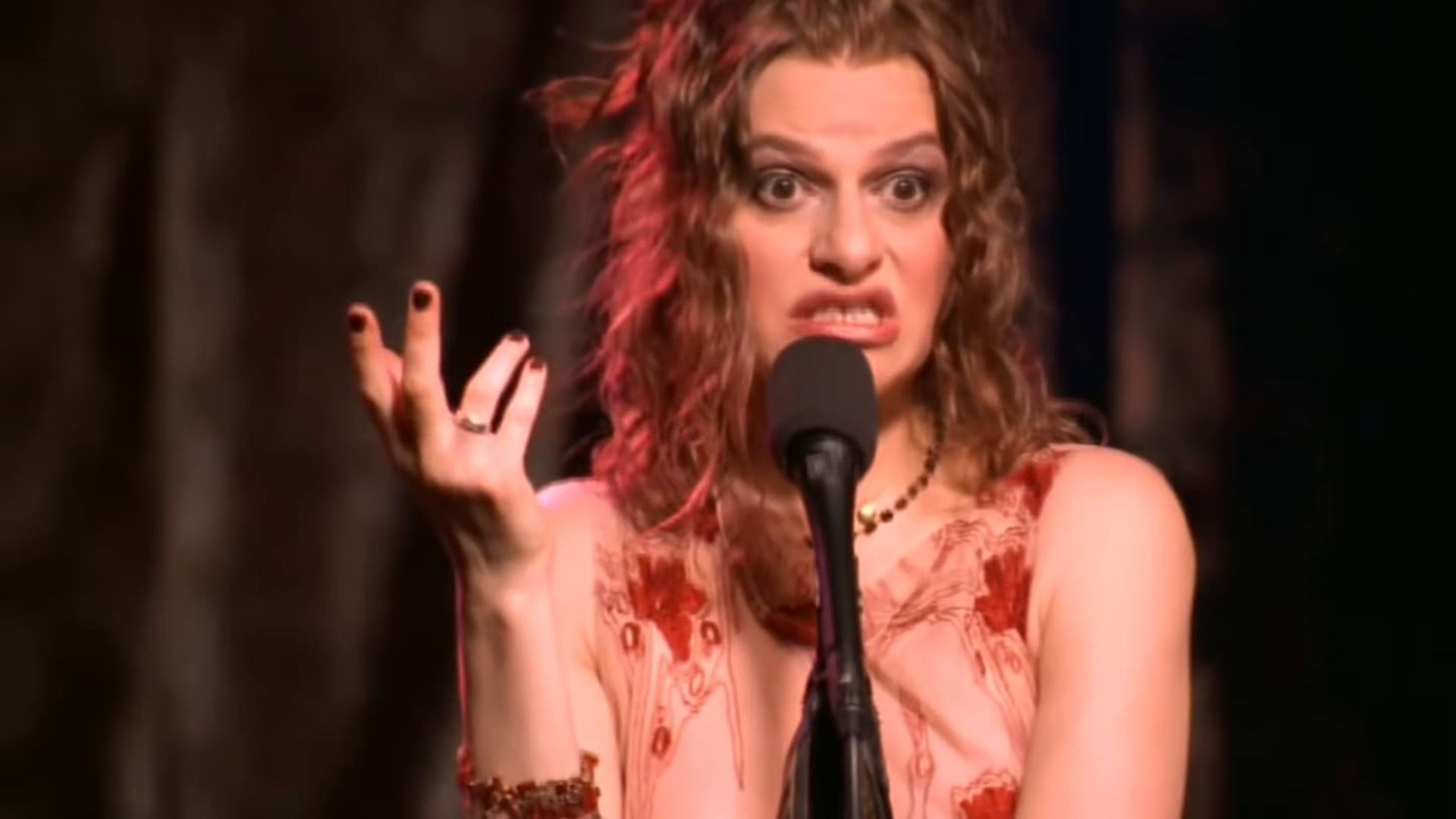 Sandra Bernhard: I'm Still Here... Damn It! background