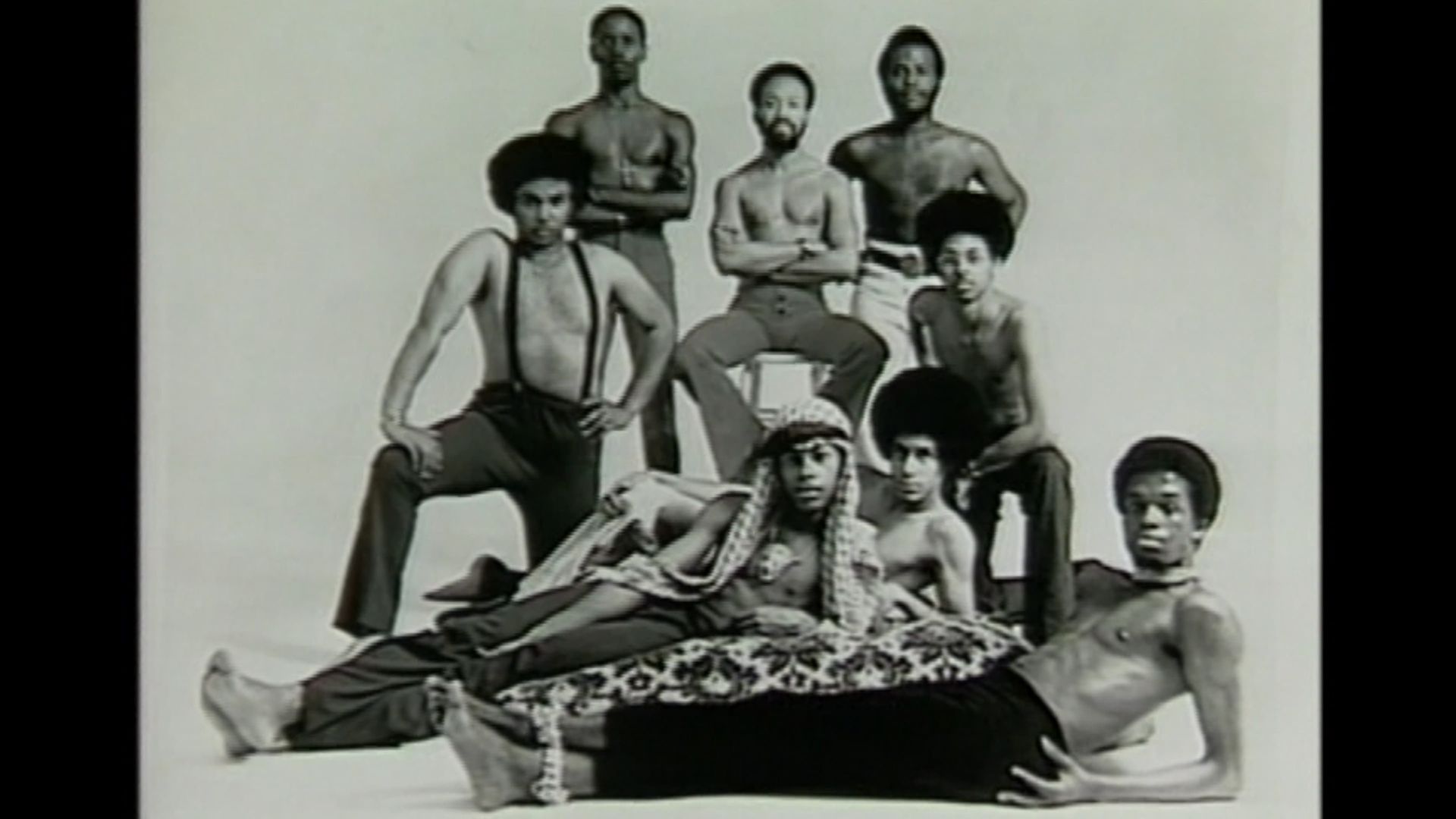 Shining Stars: The Official Story of Earth, Wind, & Fire background