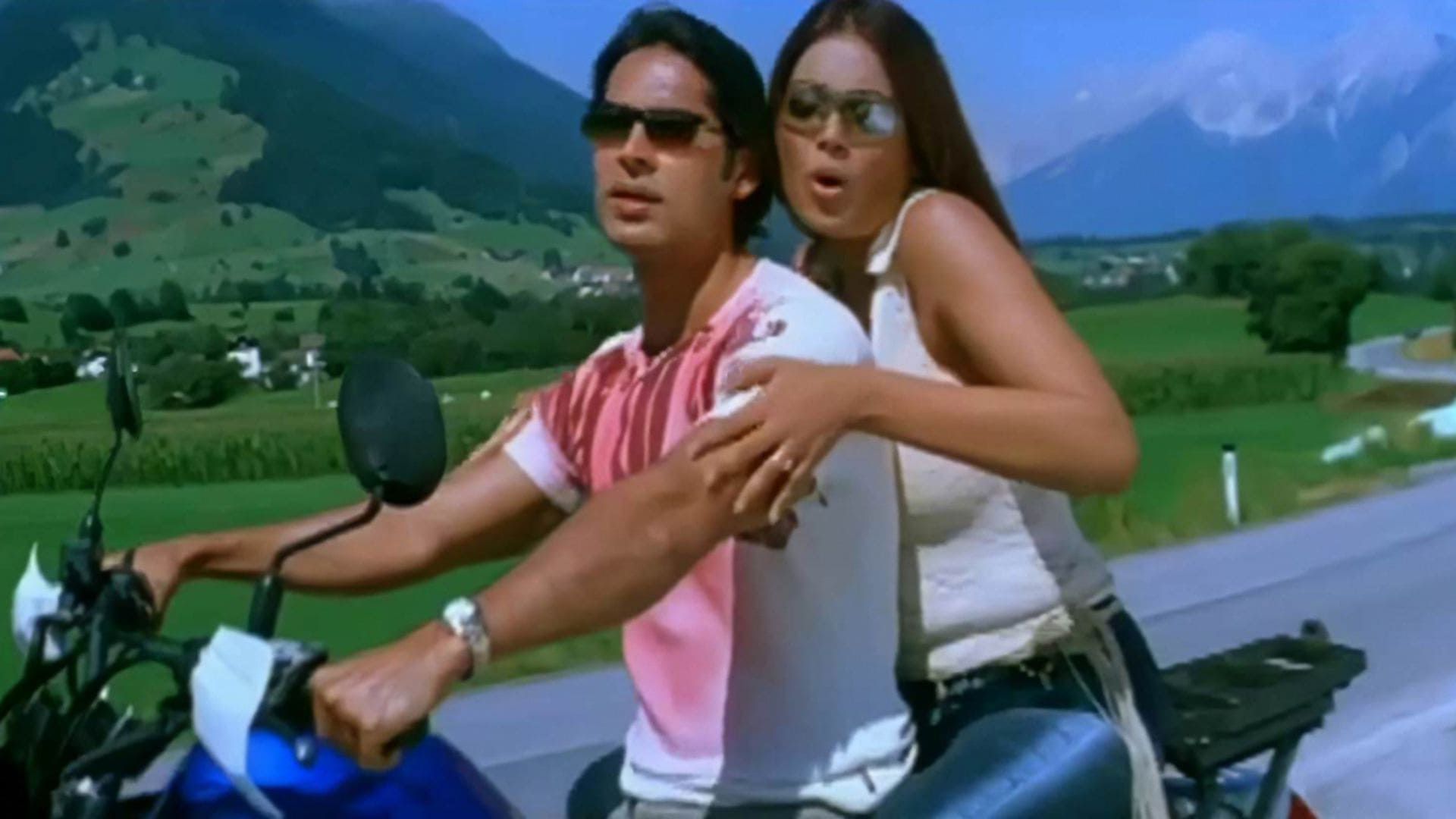 Ishq Hai Tumse background
