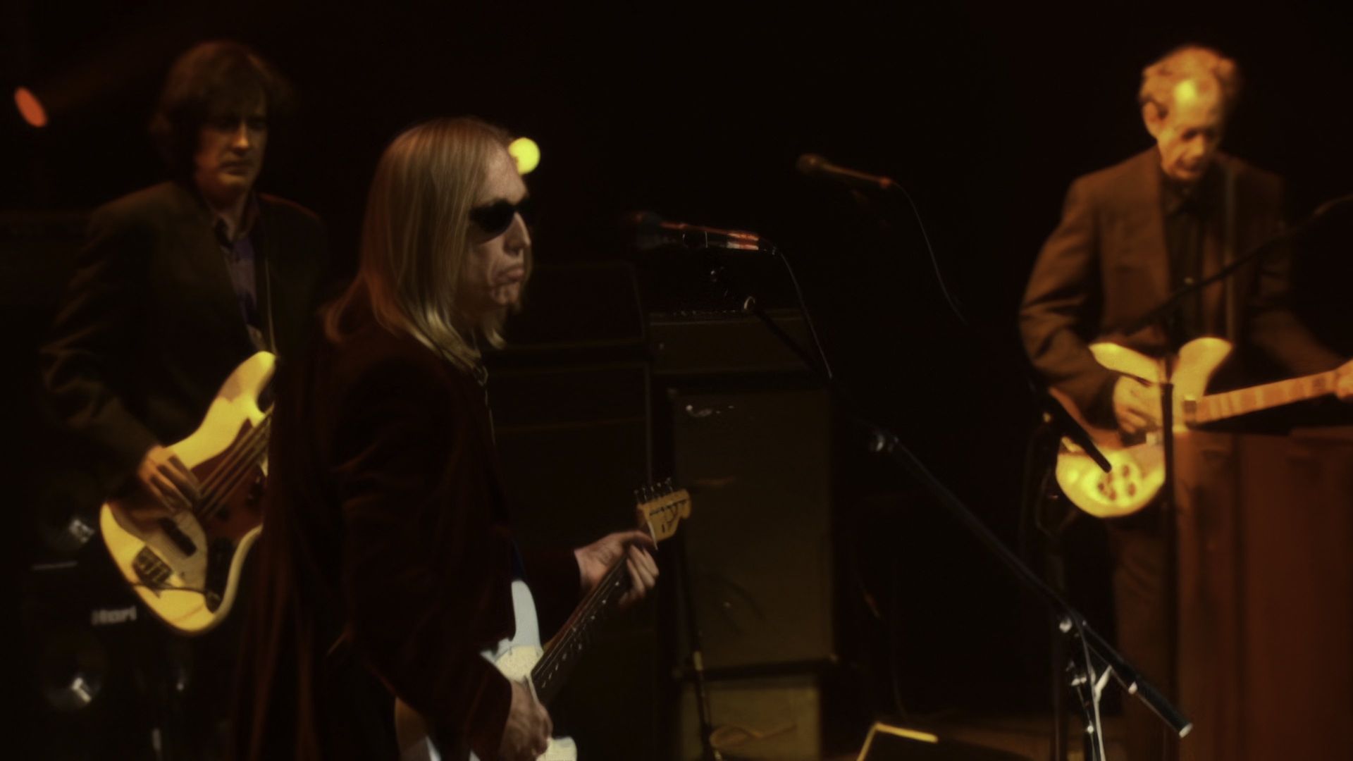 Tom Petty and the Heartbreakers: Live at the Olympic - The Last DJ and More background