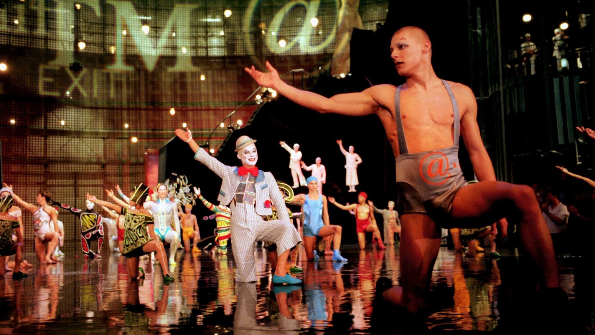 Cirque du Soleil: Inside La Nouba background