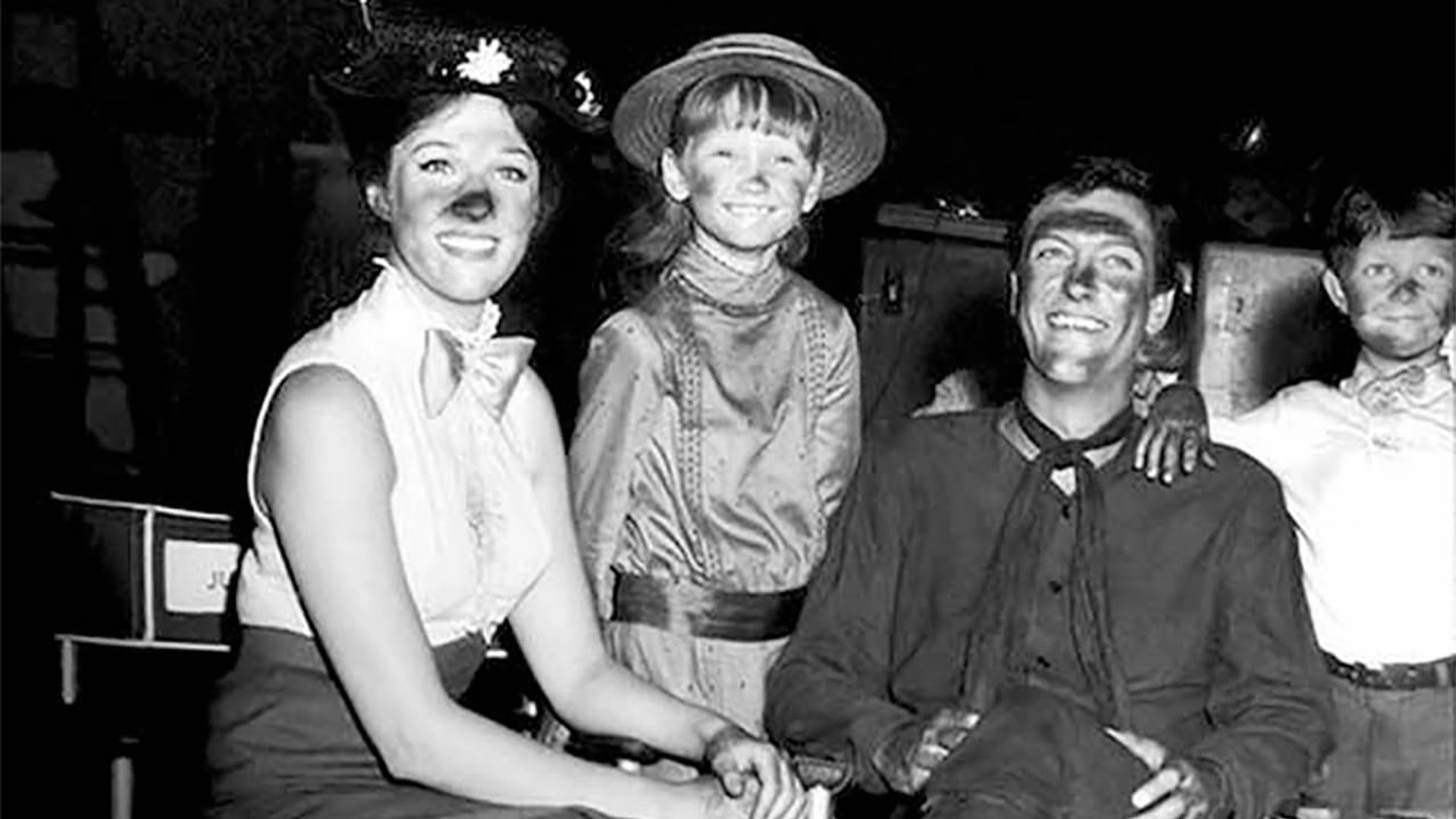 Supercalifragilisticexpialidocious: The Making of 'Mary Poppins' background