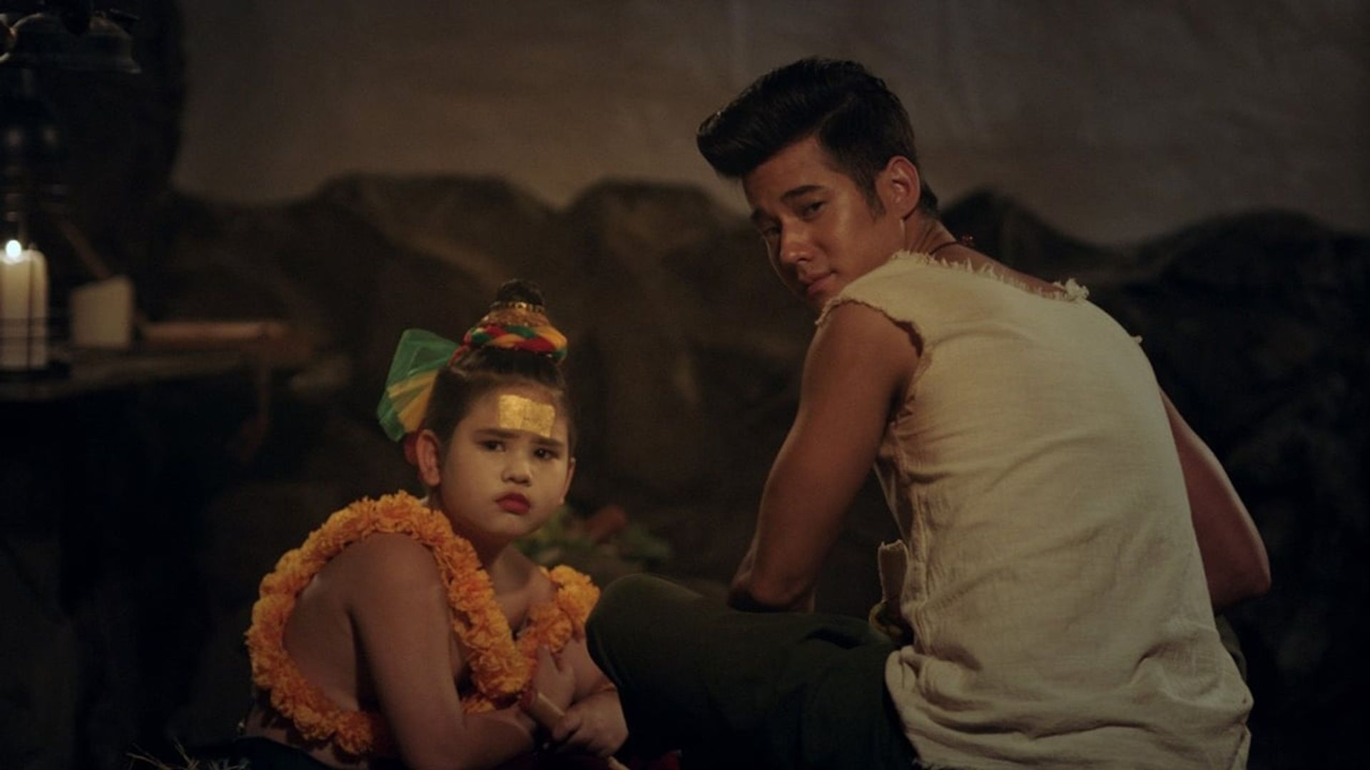 Khun Phaen Begins background