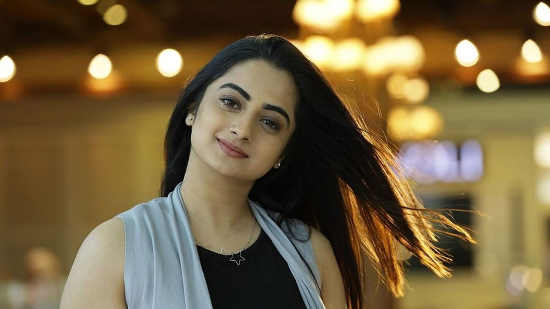 Al Mallu background