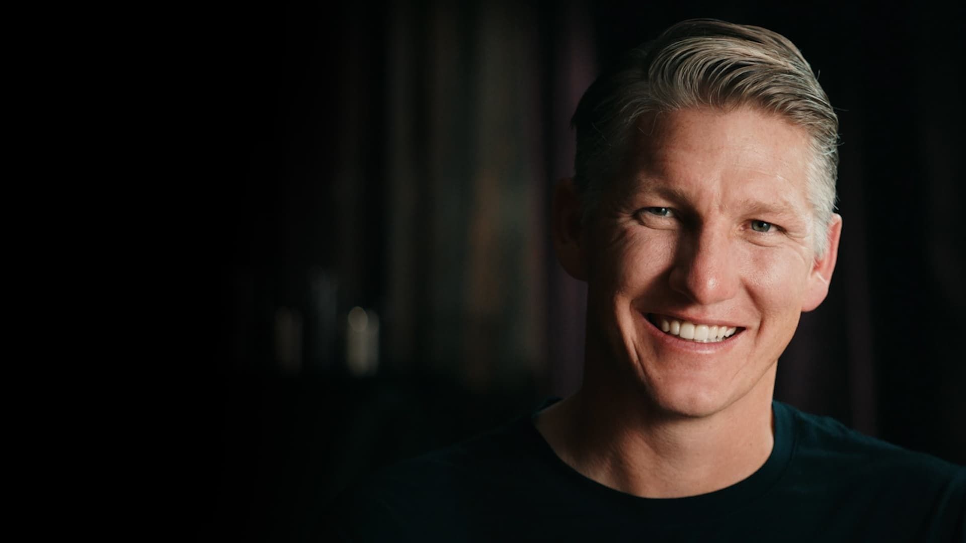 Schweinsteiger Memories: Von Anfang bis Legende background