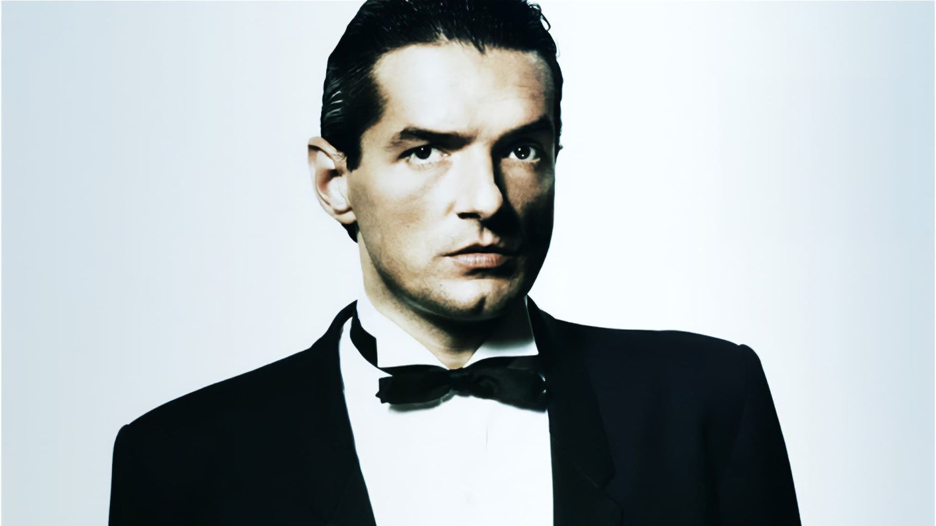 Falco Symphonic background