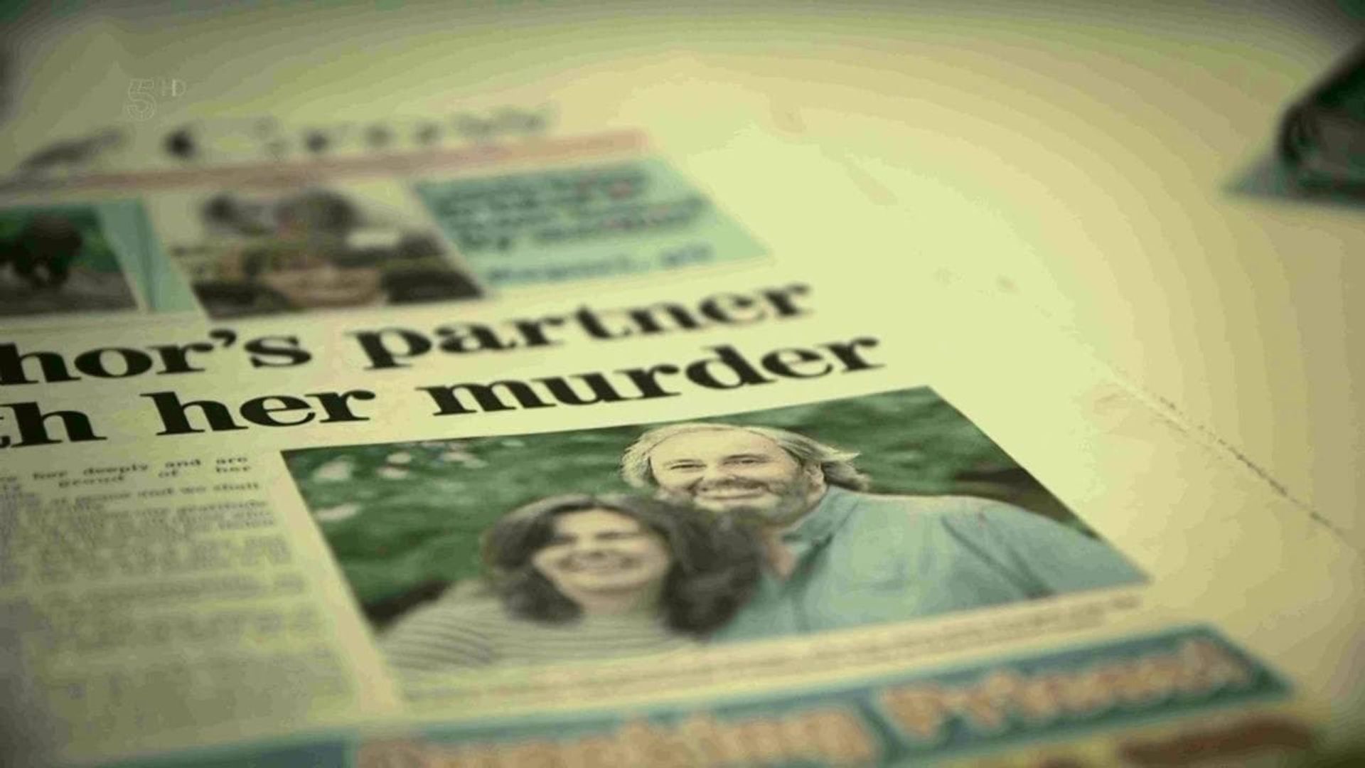Murdered by My Fiancé background