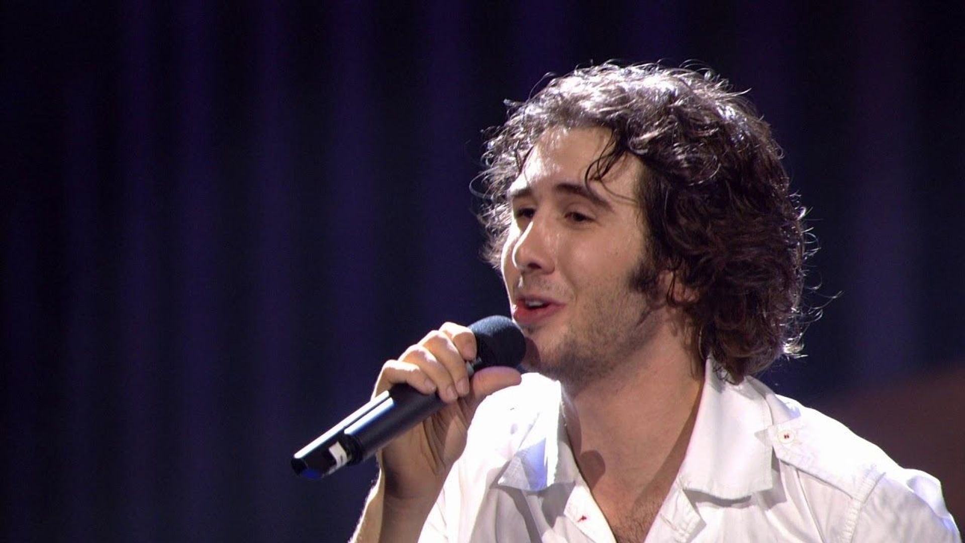 Josh Groban: Awake Live background