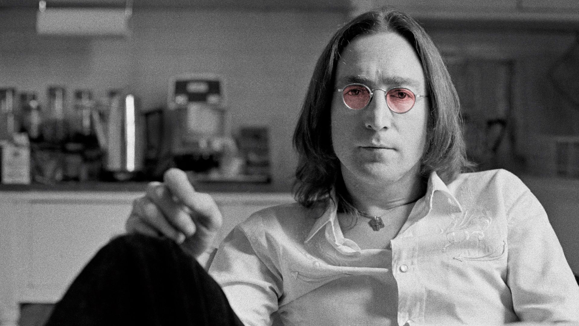 Lennon's Last Weekend background
