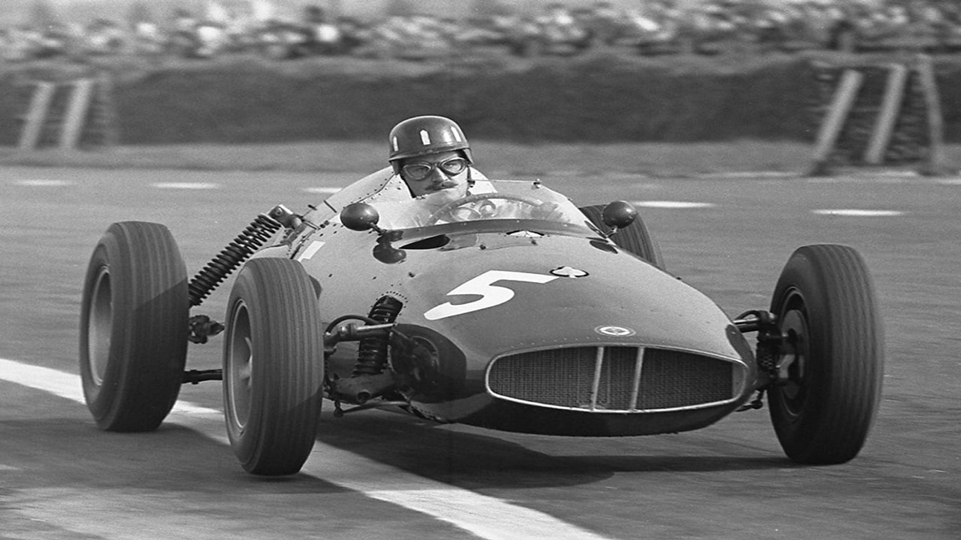 Graham Hill: Driven background