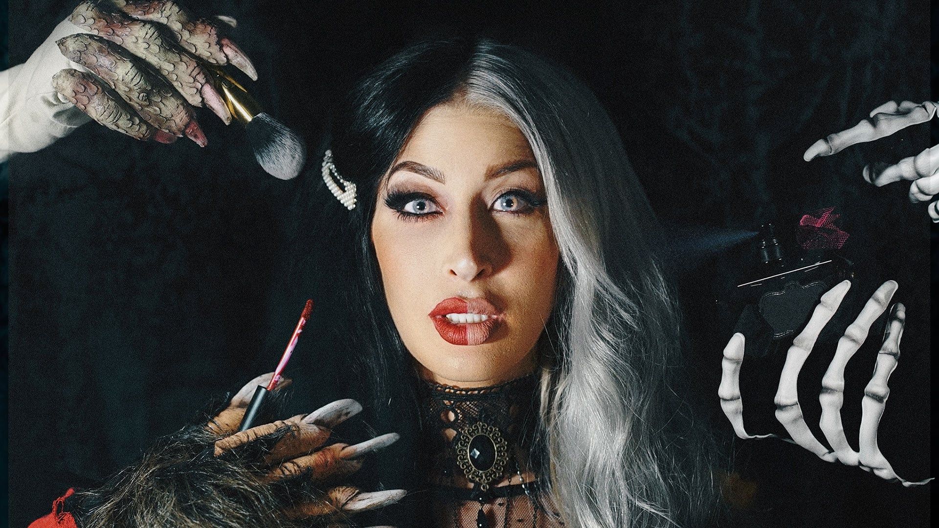 Haus of Horror background