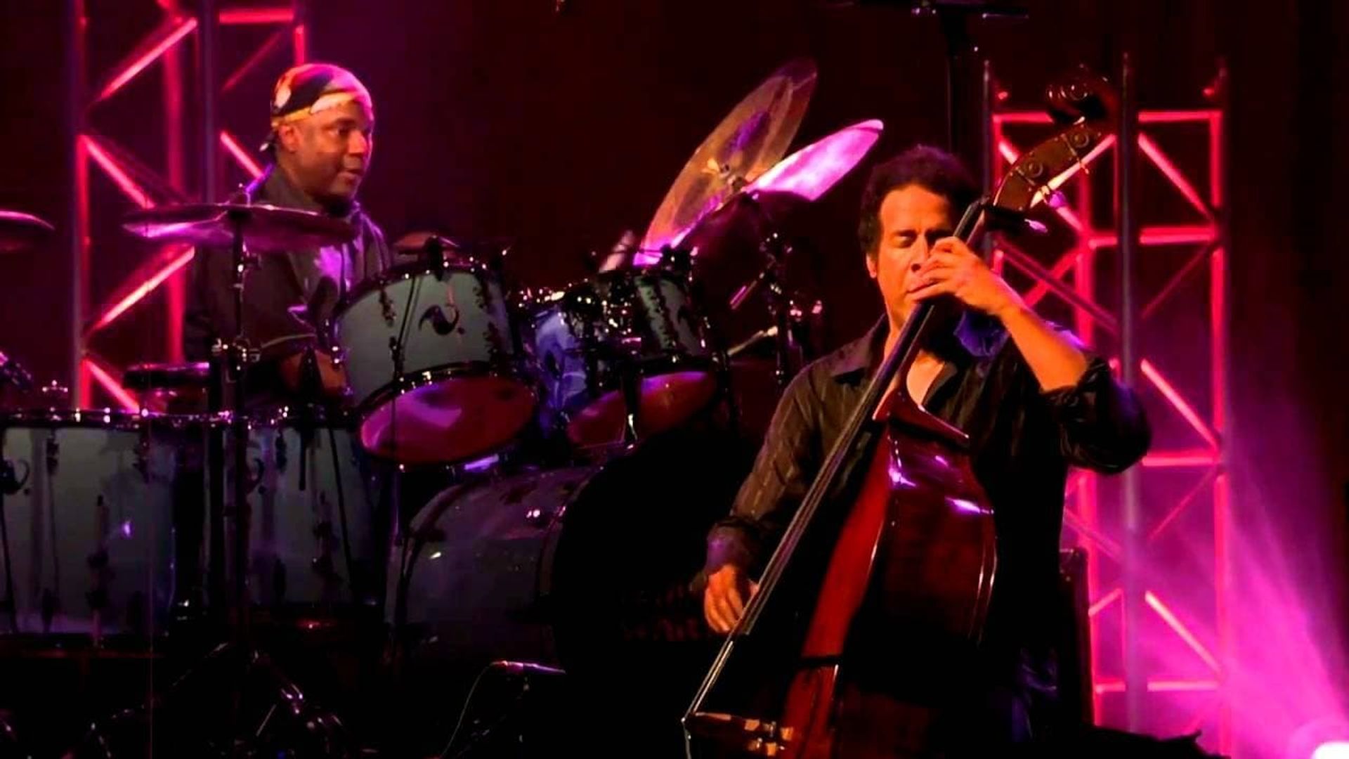 Live at Montreux 2008: Return to Forever background