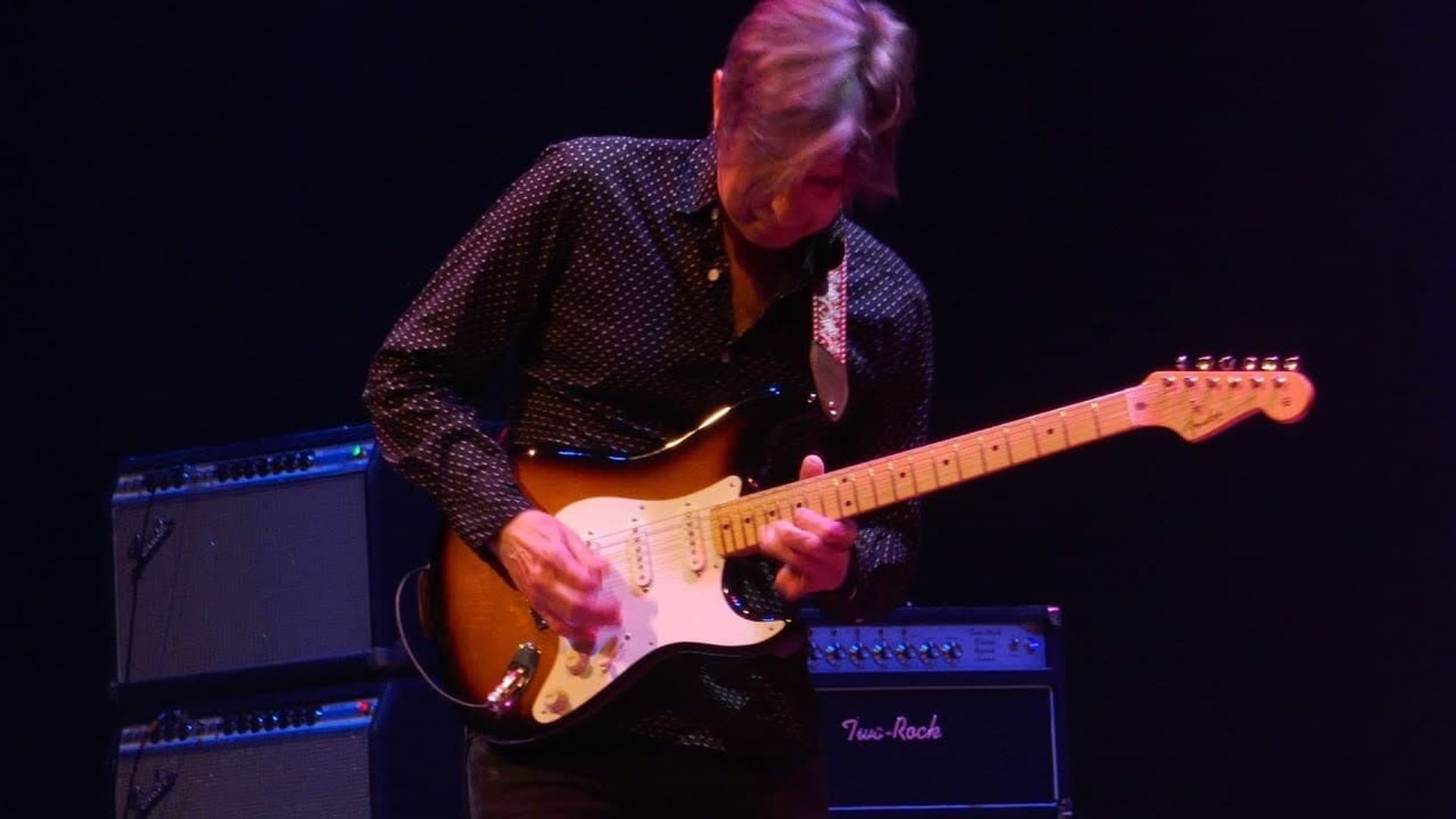 Eric Johnson: Live from the Grove background