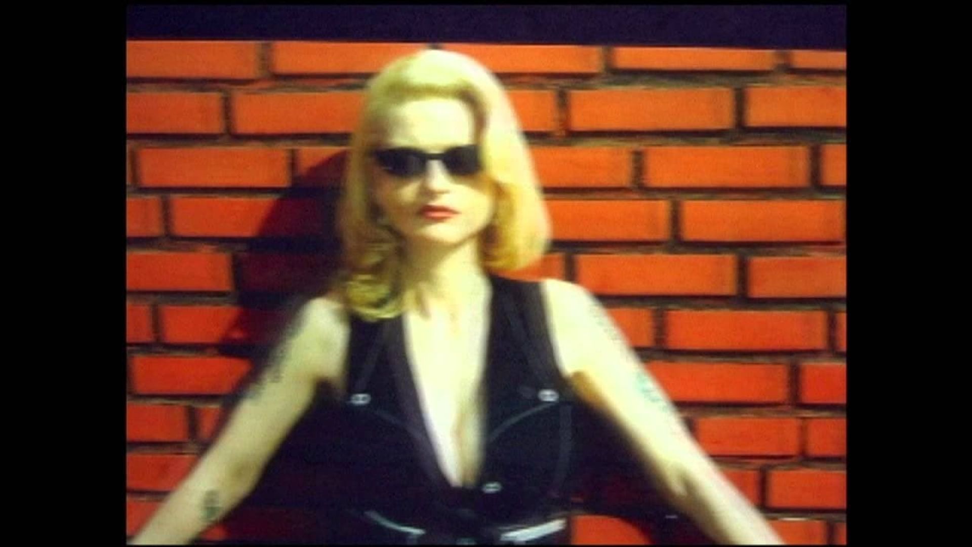 Last Fast Ride: The Life, Love and Death of a Punk Goddess background