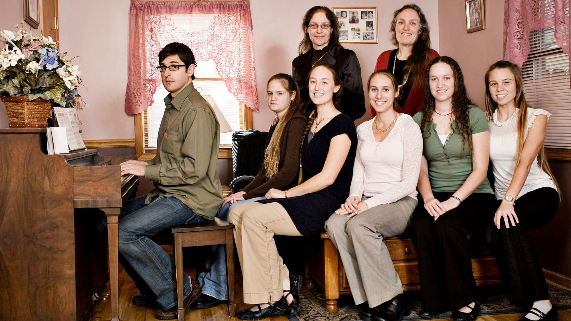 America's Most Hated Family in Crisis background