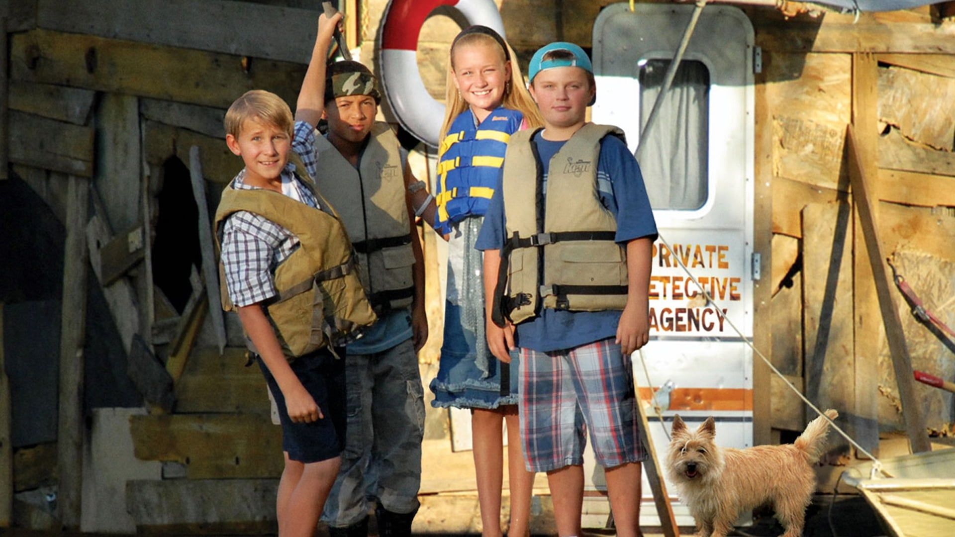 The Boathouse Detectives background