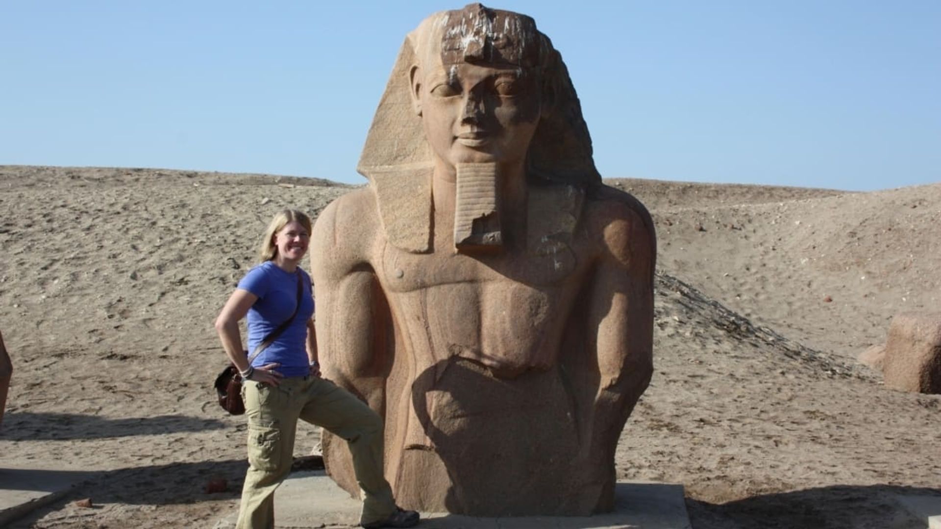 Egypt's Lost Cities background