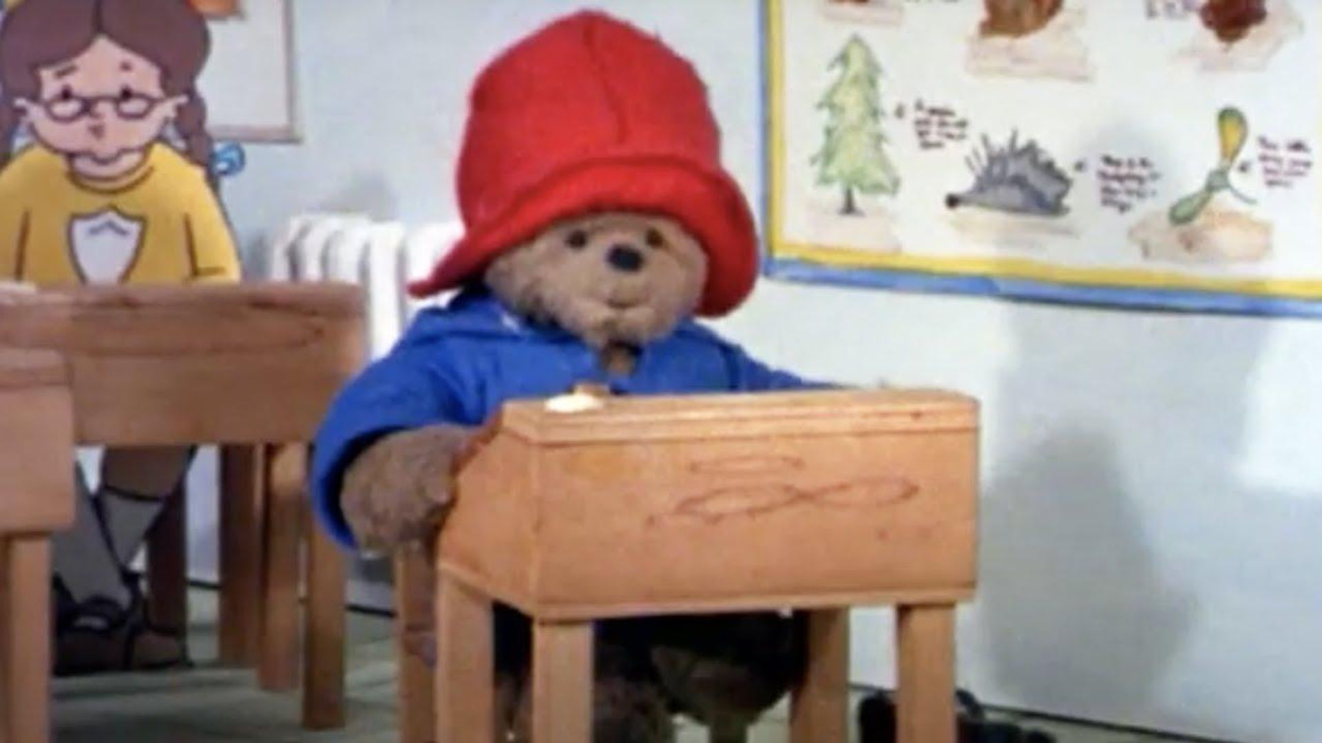 Paddington Goes to School background