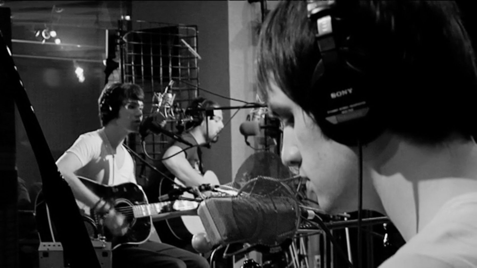 Panic! at the Disco: In the Days background