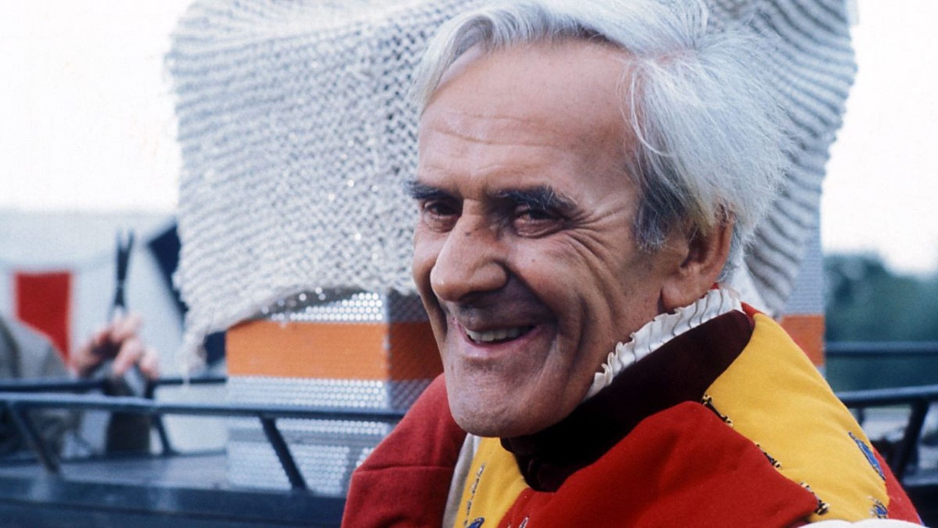 John Le Mesurier: It's All Been Rather Lovely background