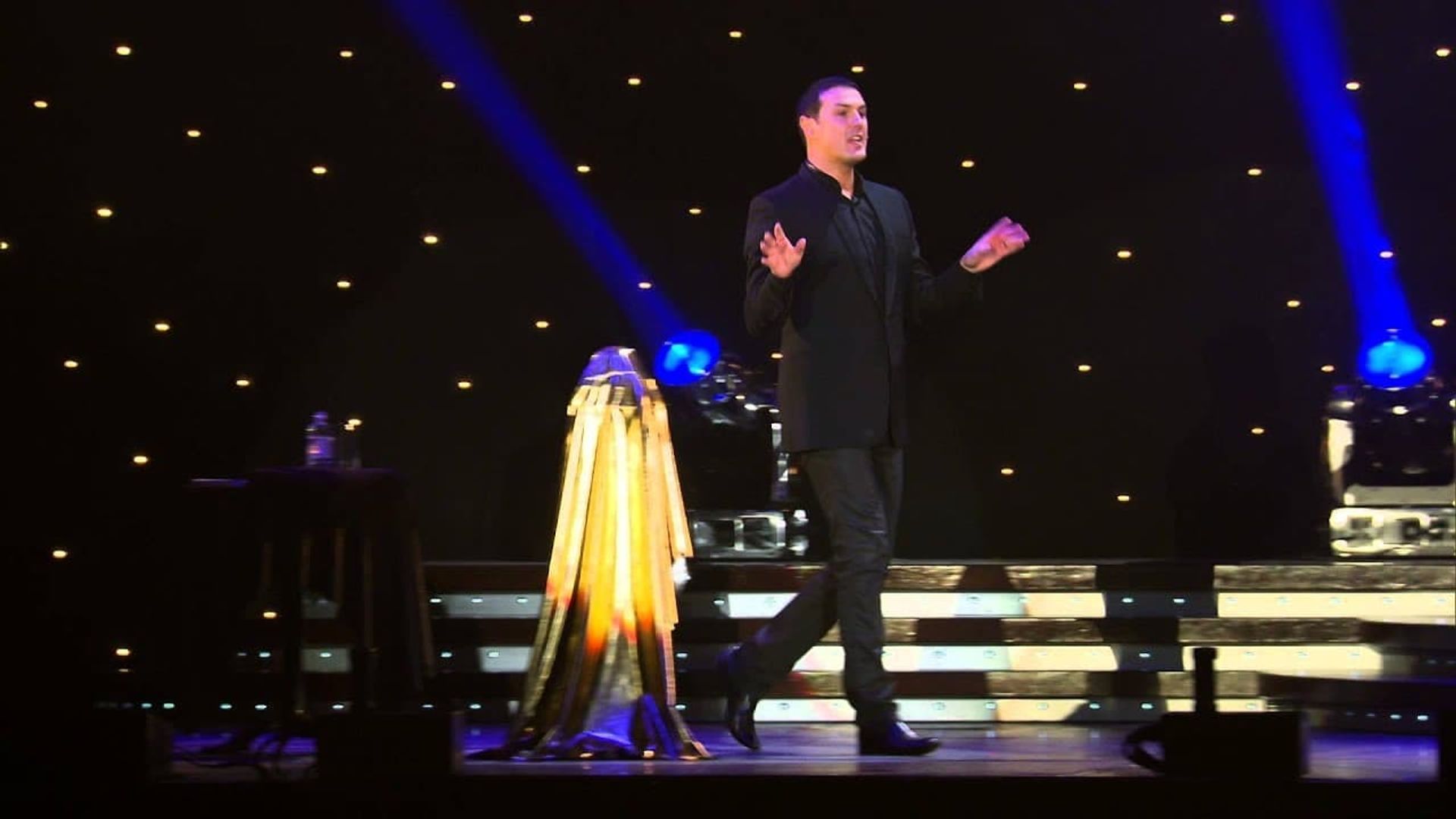 Paddy McGuinness Live background