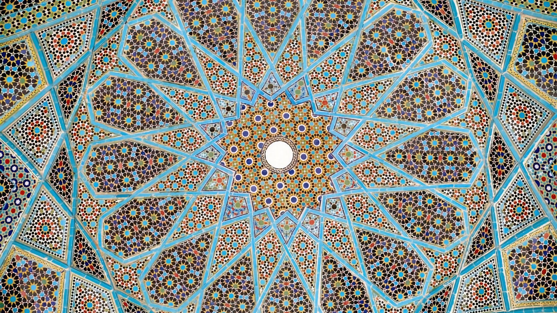 The Hidden Art of Islam background
