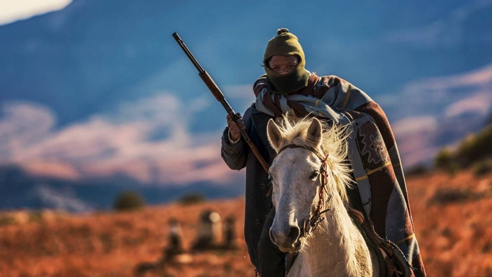 Five Fingers for Marseilles background