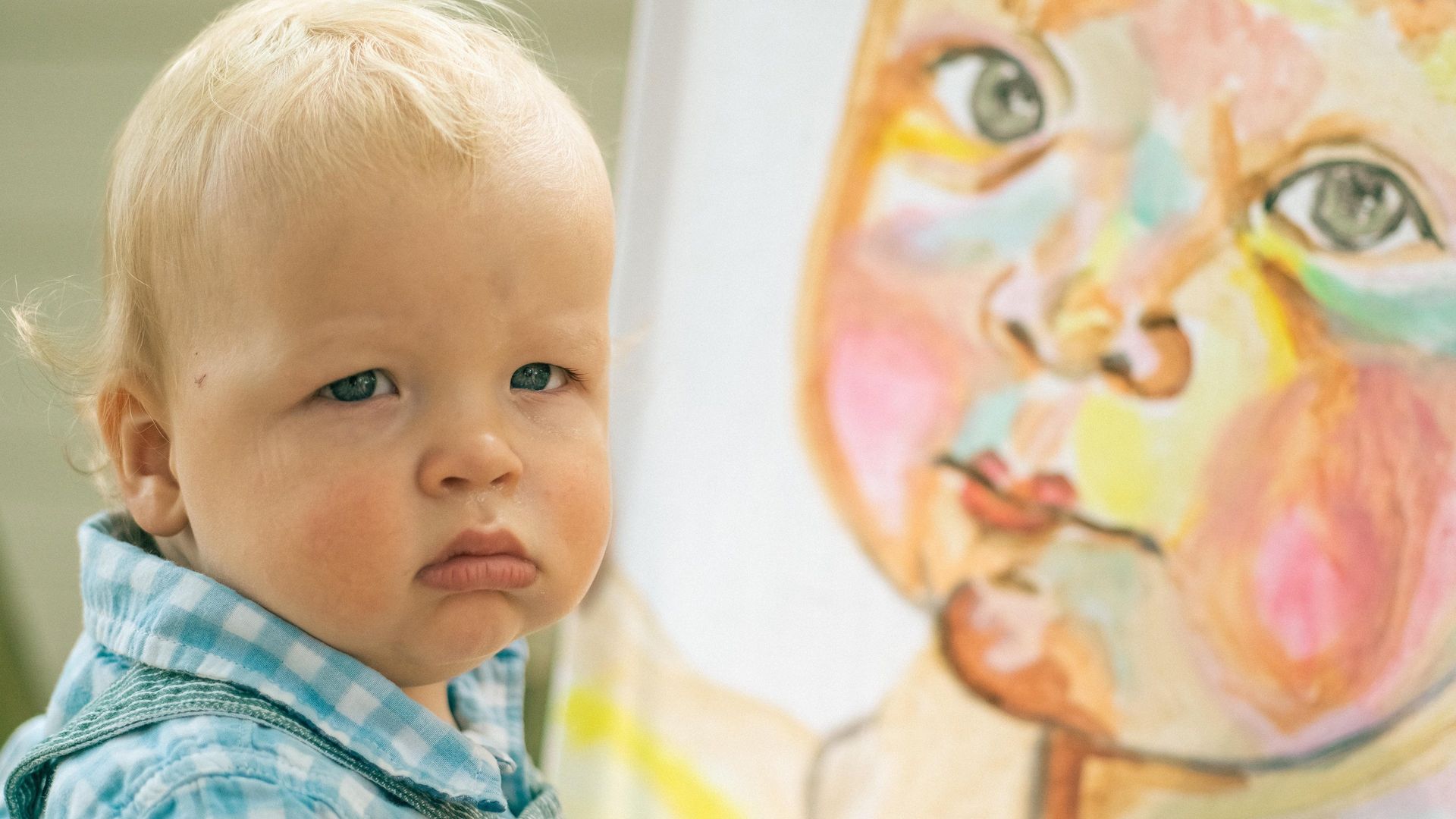 Art Baby background