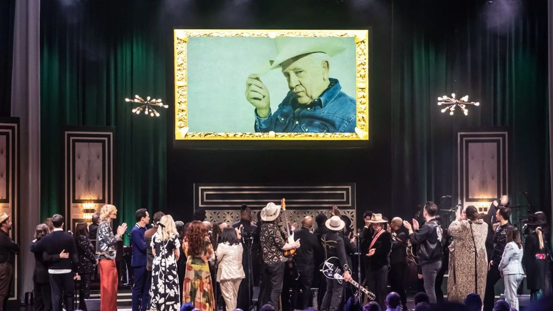 Reportin' for Duty A Tribute to Leslie Jordan background