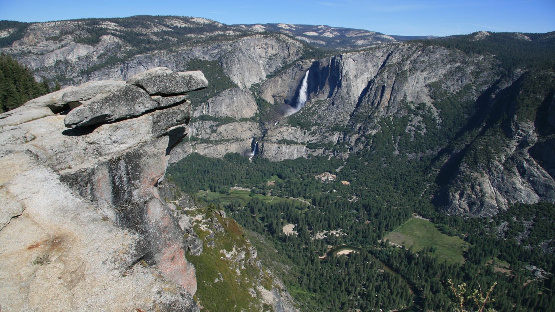 National Parks Exploration Series: Yosemite background