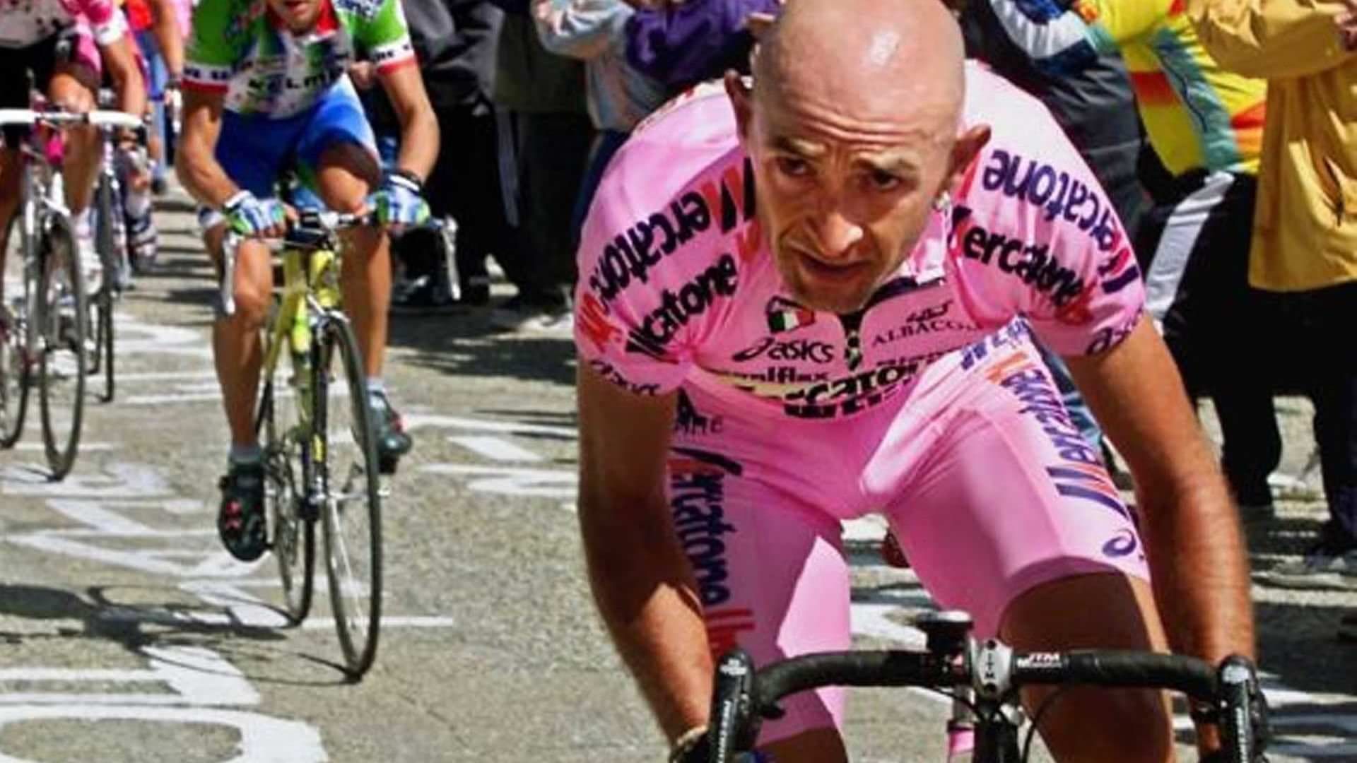 Pantani: The Accidental Death of a Cyclist background